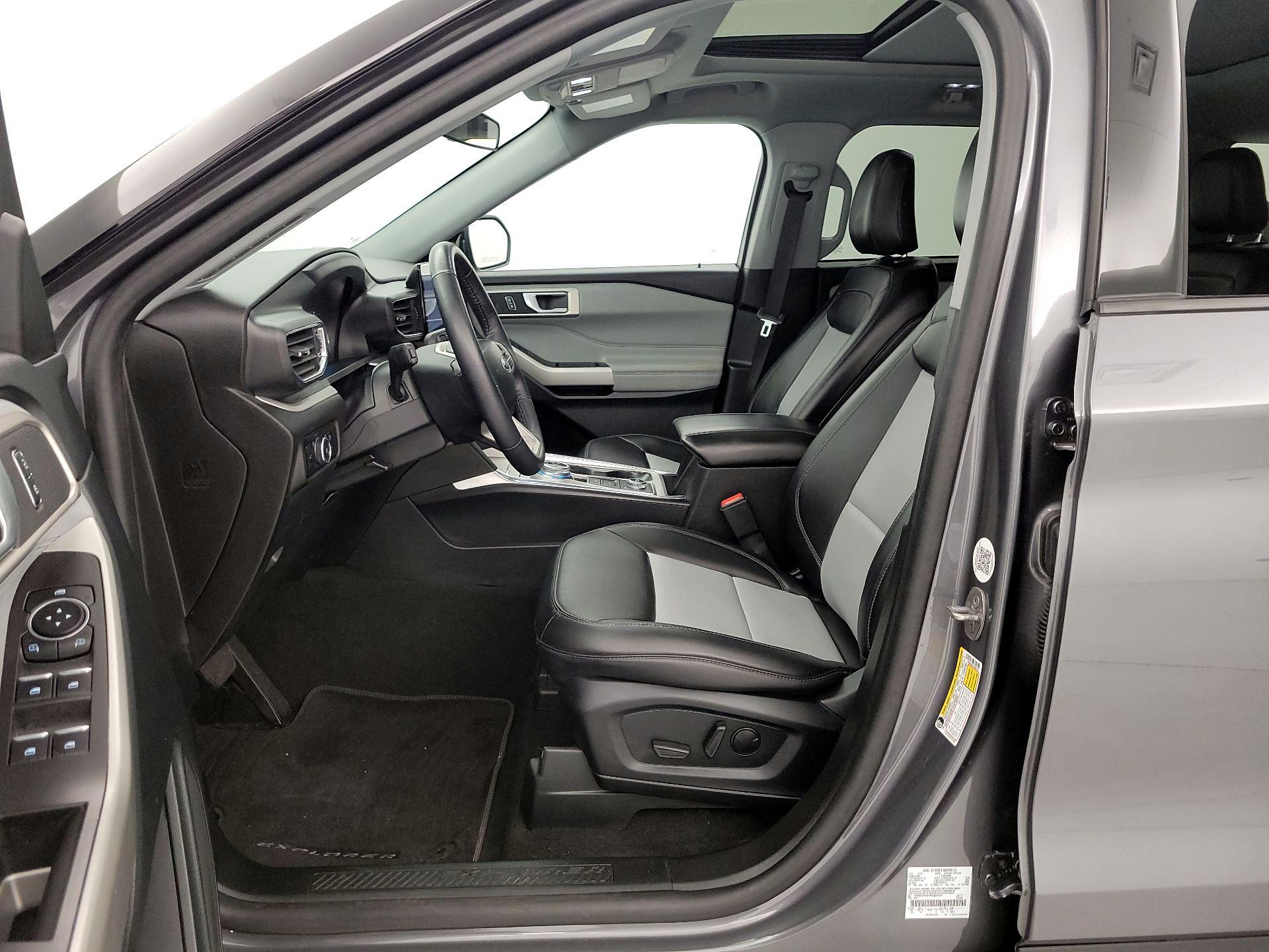 Thumbnail: 2023 Ford Explorer - 11