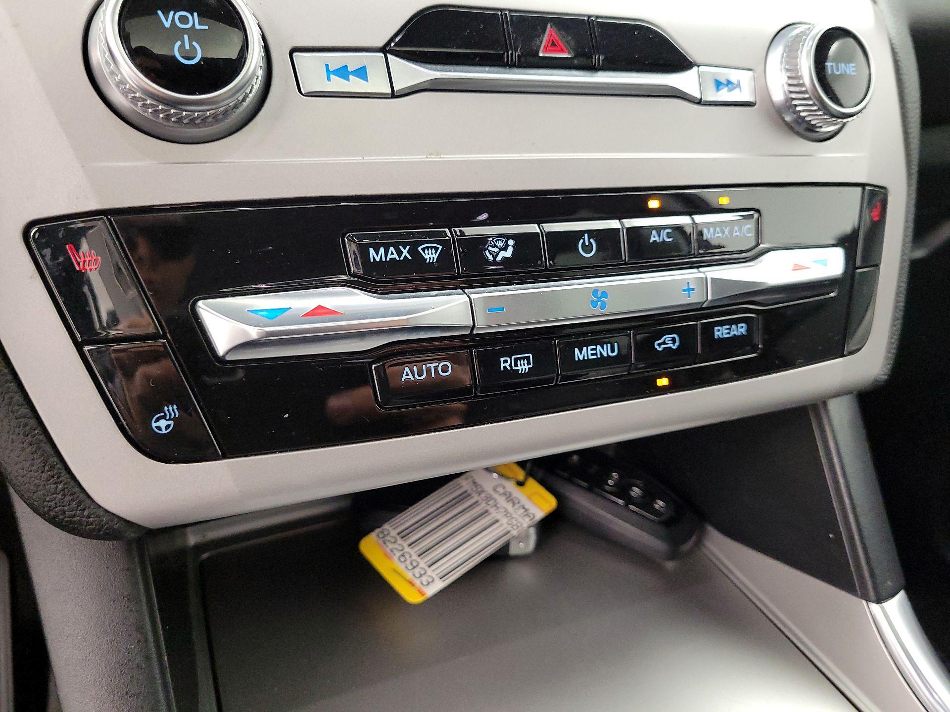 Thumbnail: 2023 Ford Explorer - 17