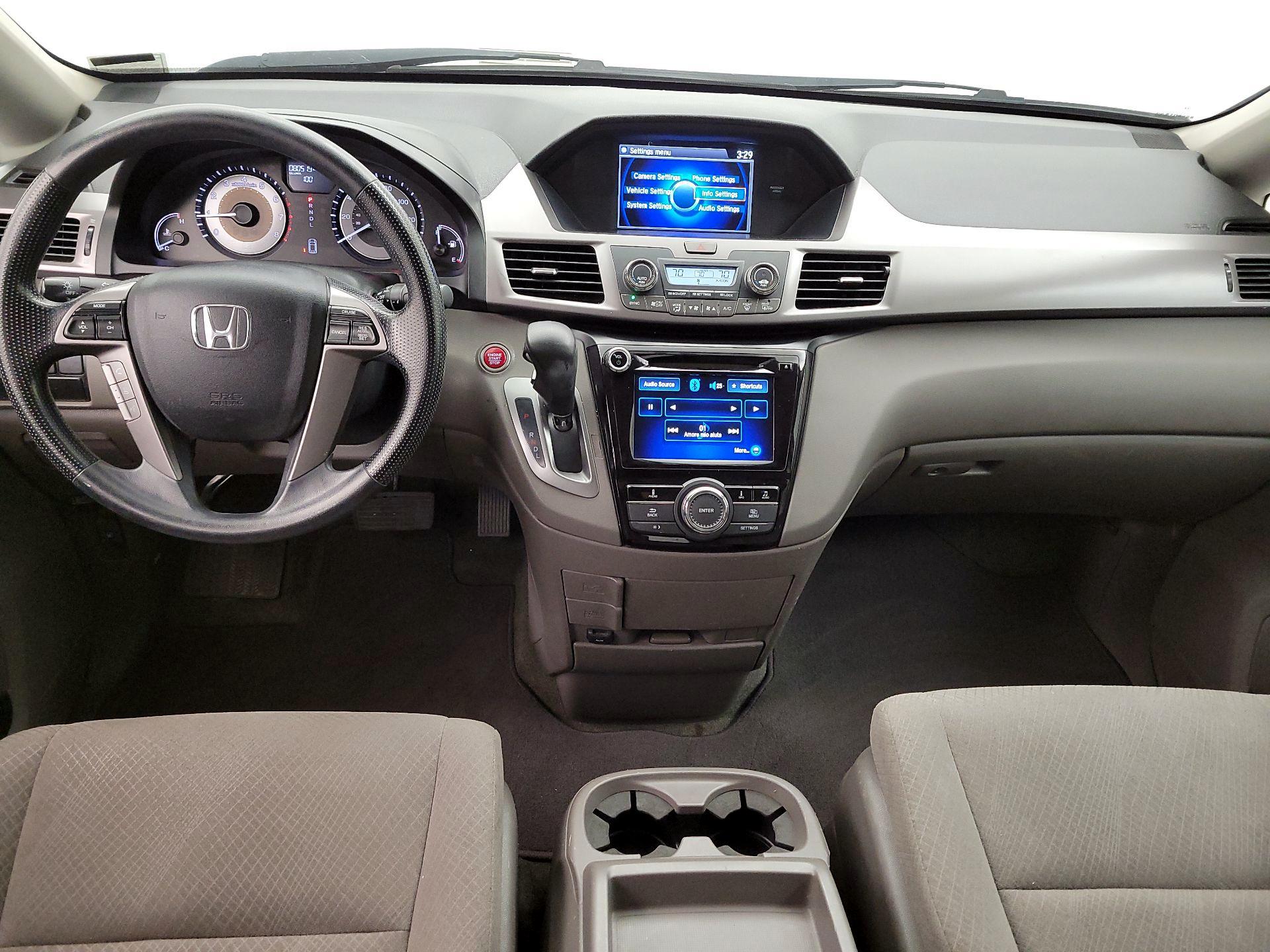 Thumbnail: 2015 Honda Odyssey - 9