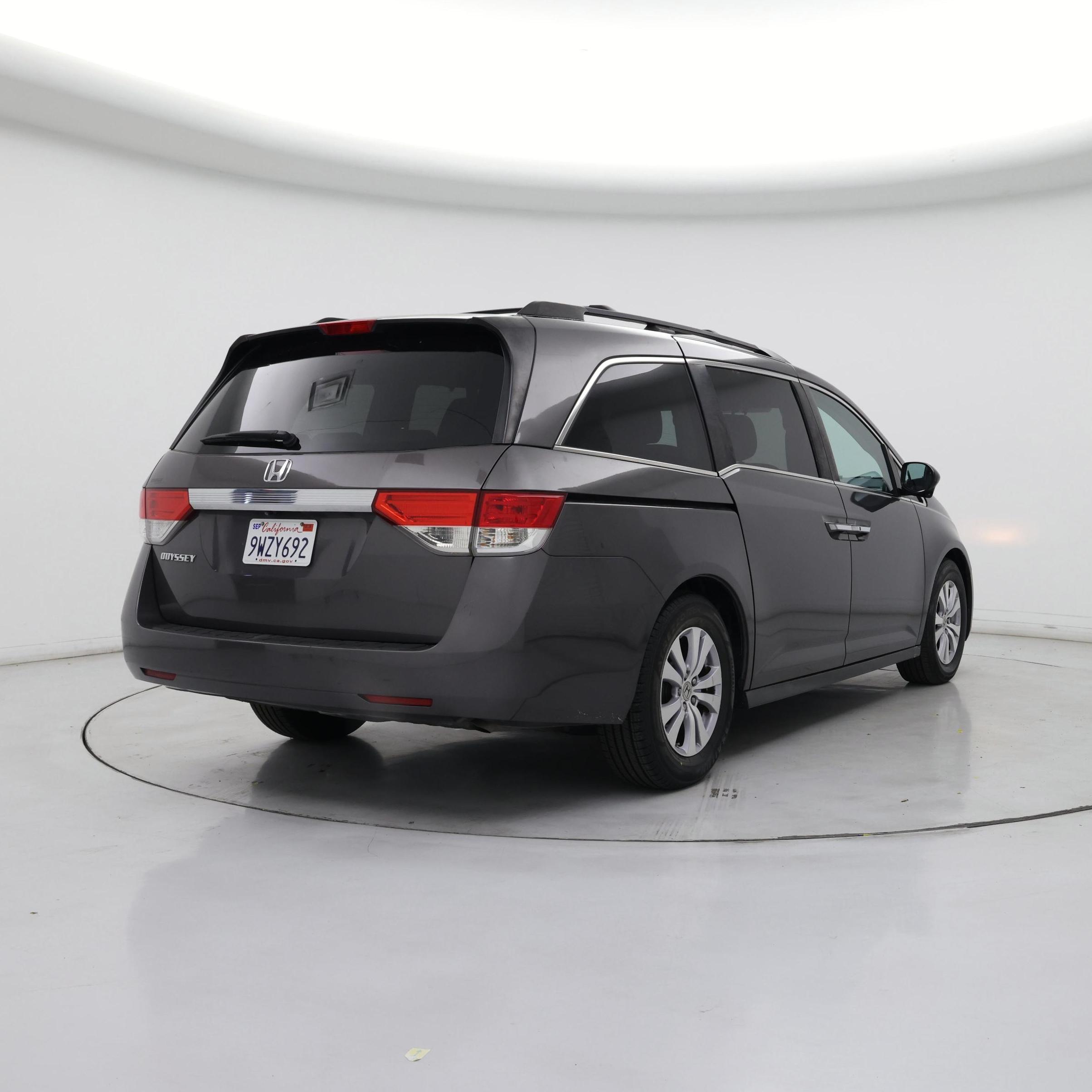 Thumbnail: 2015 Honda Odyssey - 8