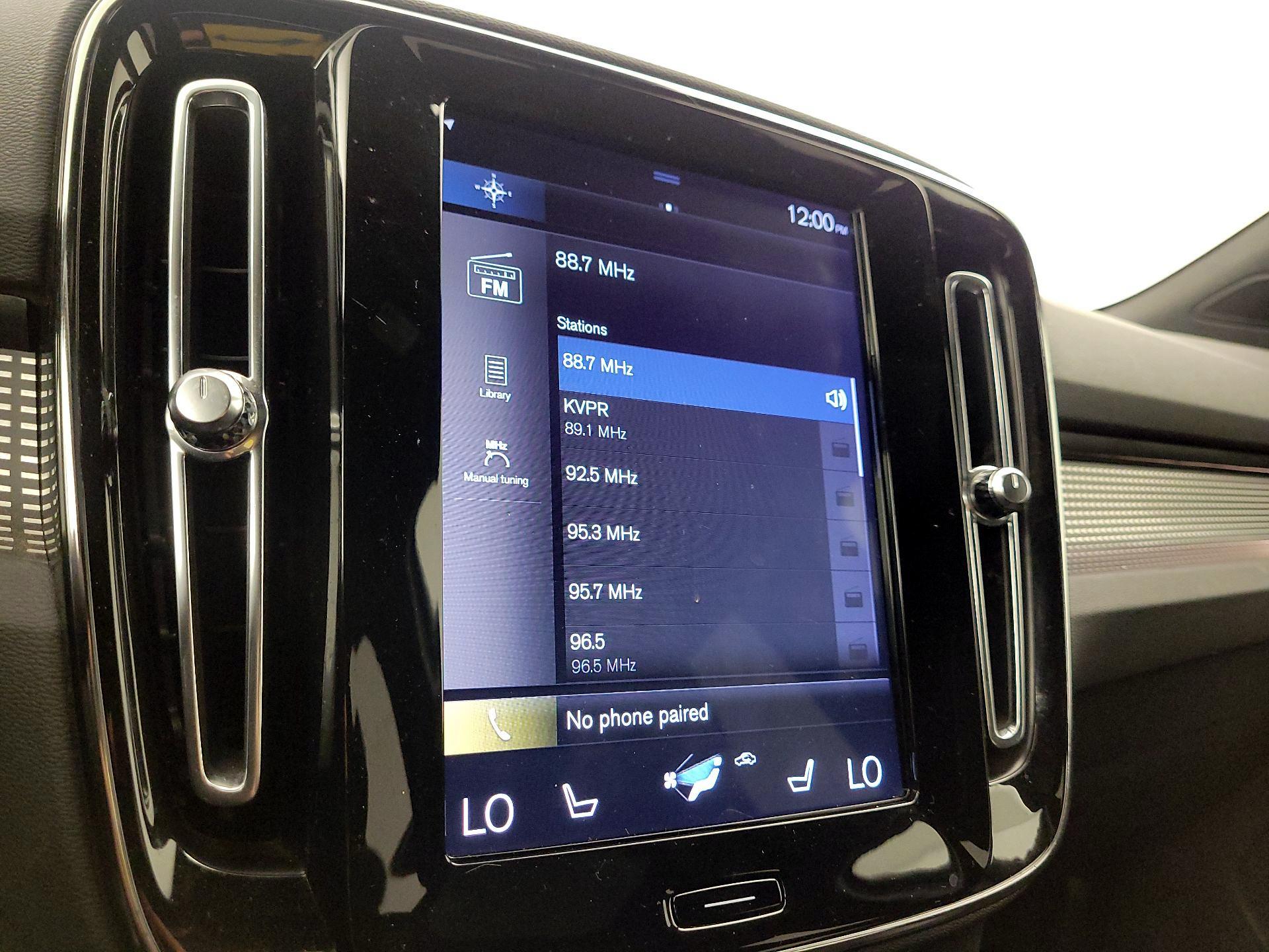 Thumbnail: 2019 Volvo XC40 - 16