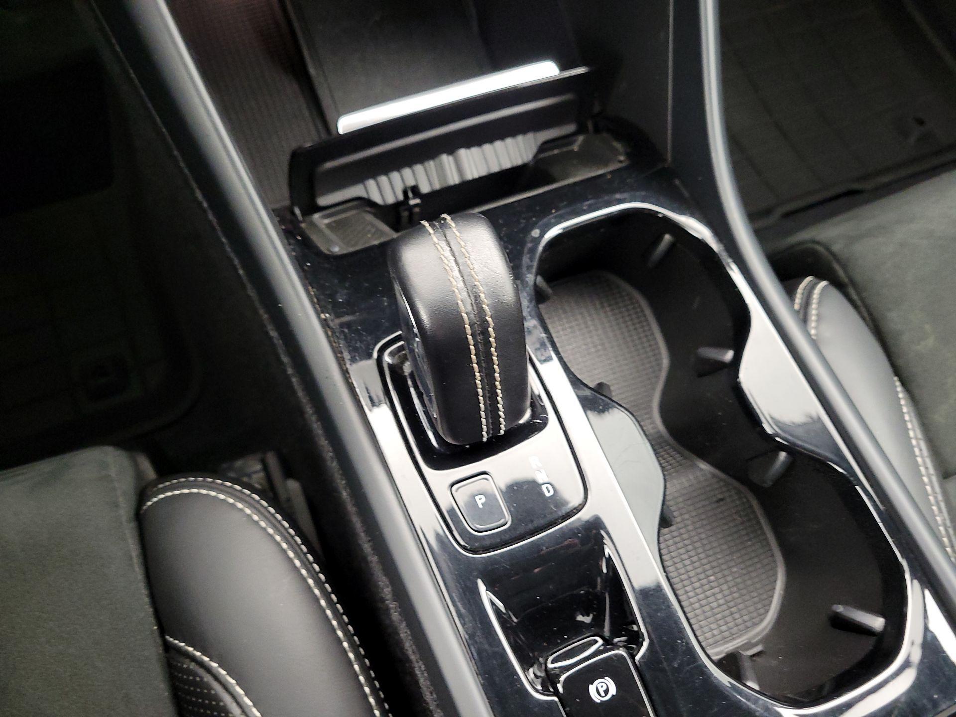 Thumbnail: 2019 Volvo XC40 - 18