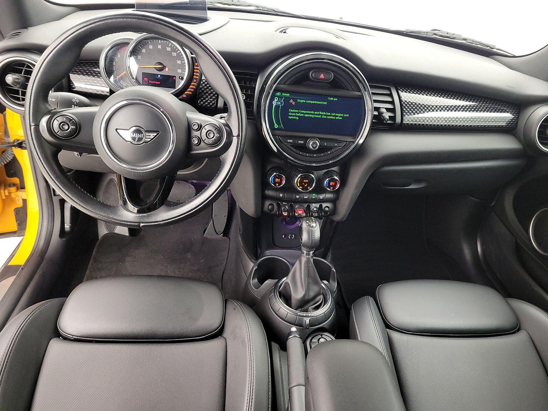 Thumbnail: 2015 MINI Cooper Hardtop - 9