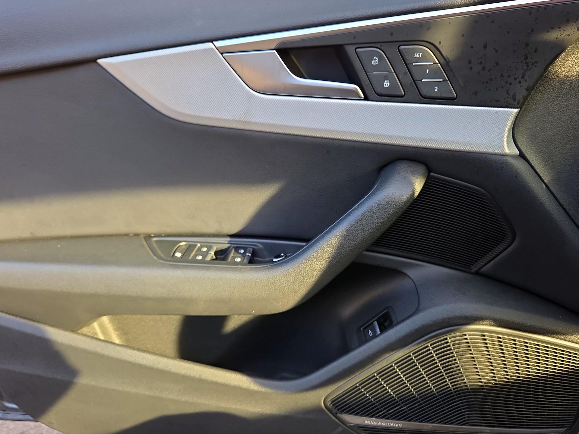 Thumbnail: 2018 Audi A4 - 10