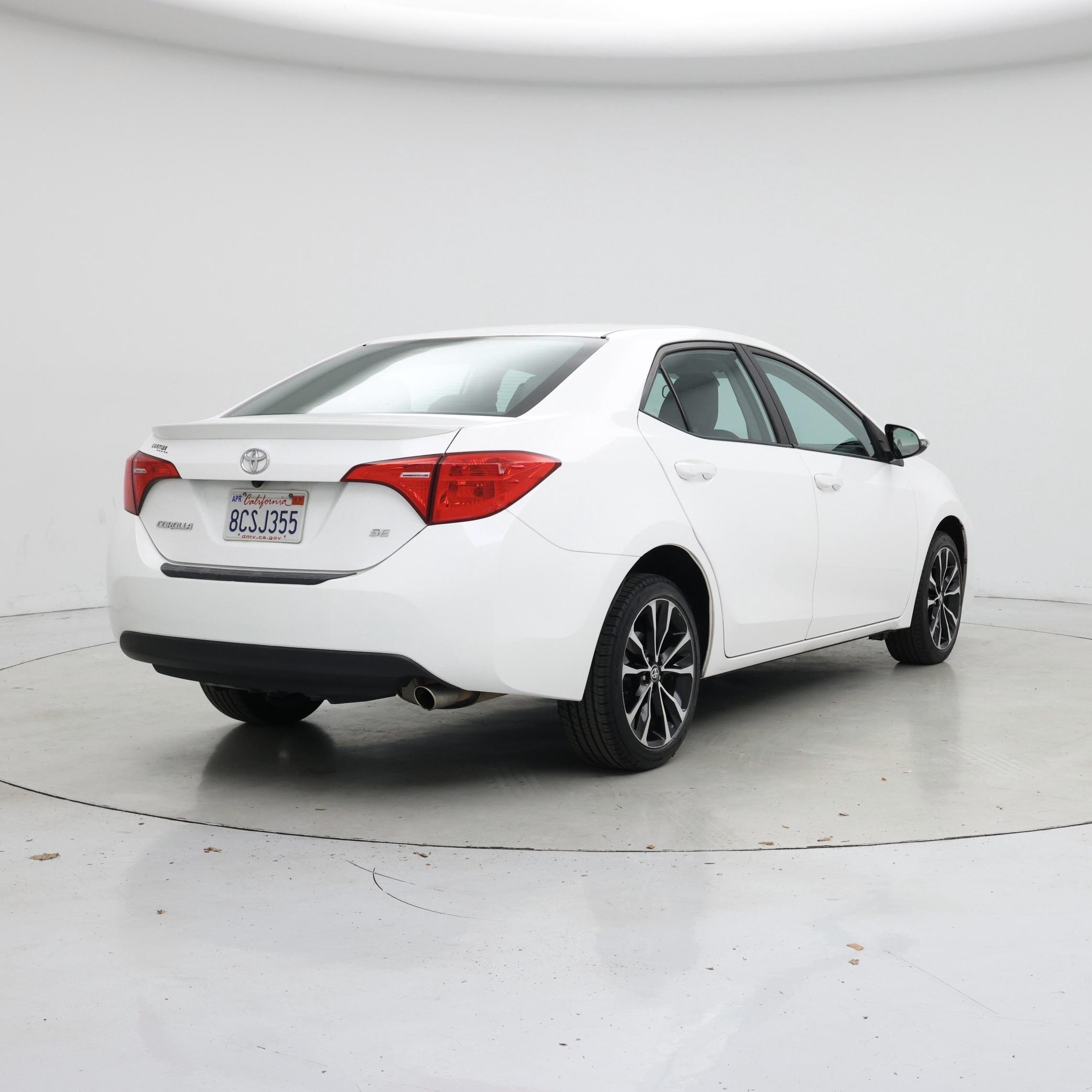 Thumbnail: 2018 Toyota Corolla - 8