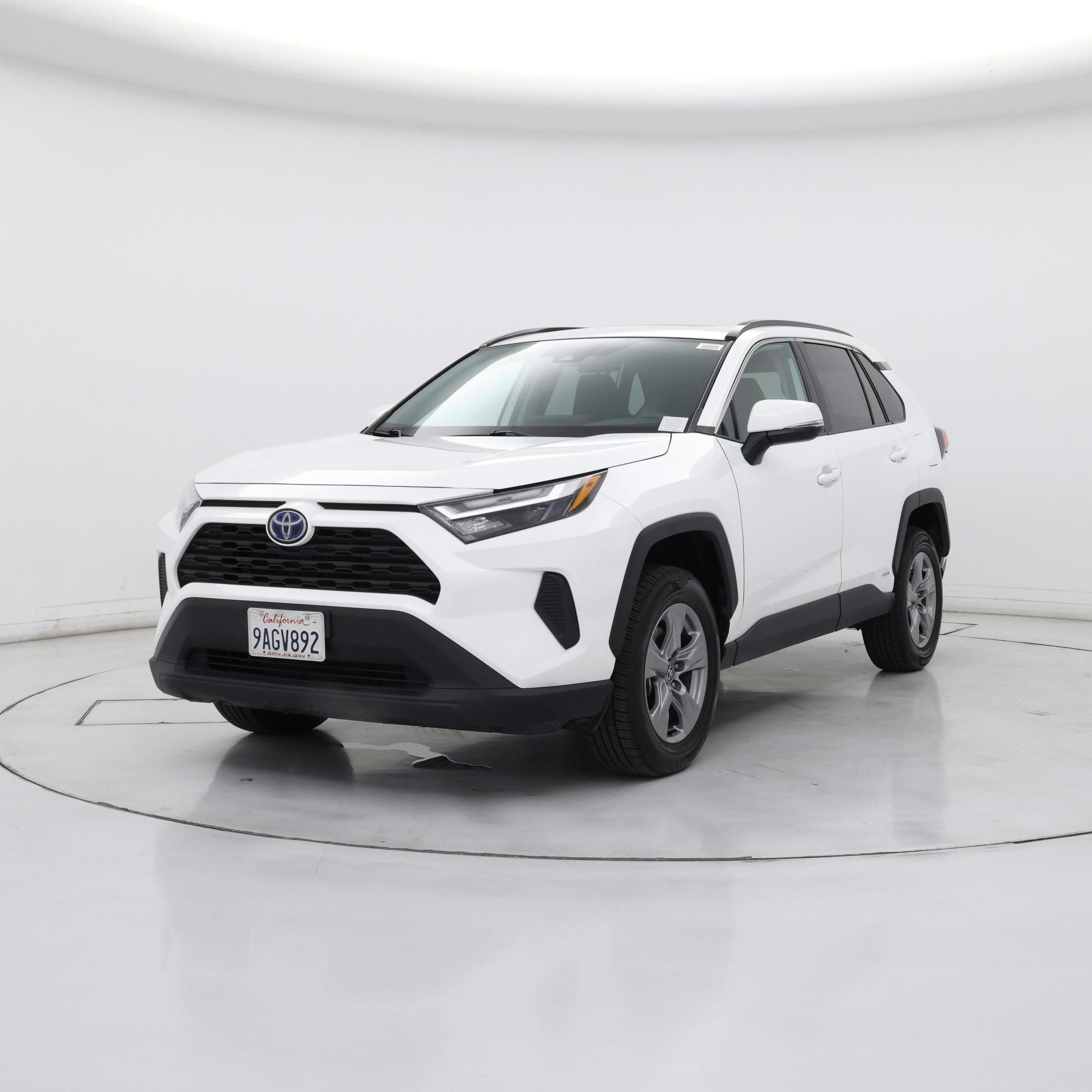 Thumbnail: 2022 Toyota RAV4 - 4