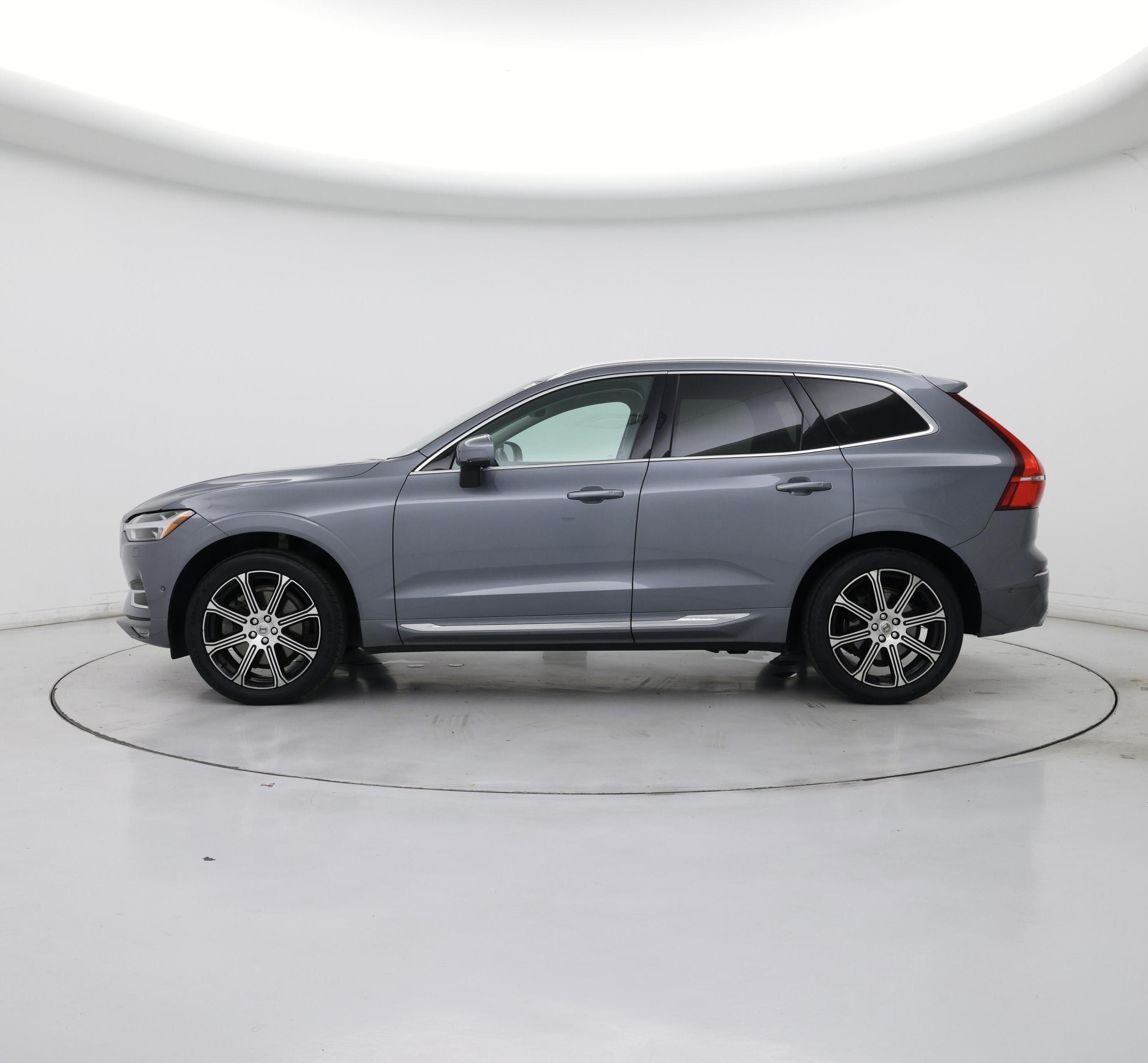 Thumbnail: 2019 Volvo XC60 - 3