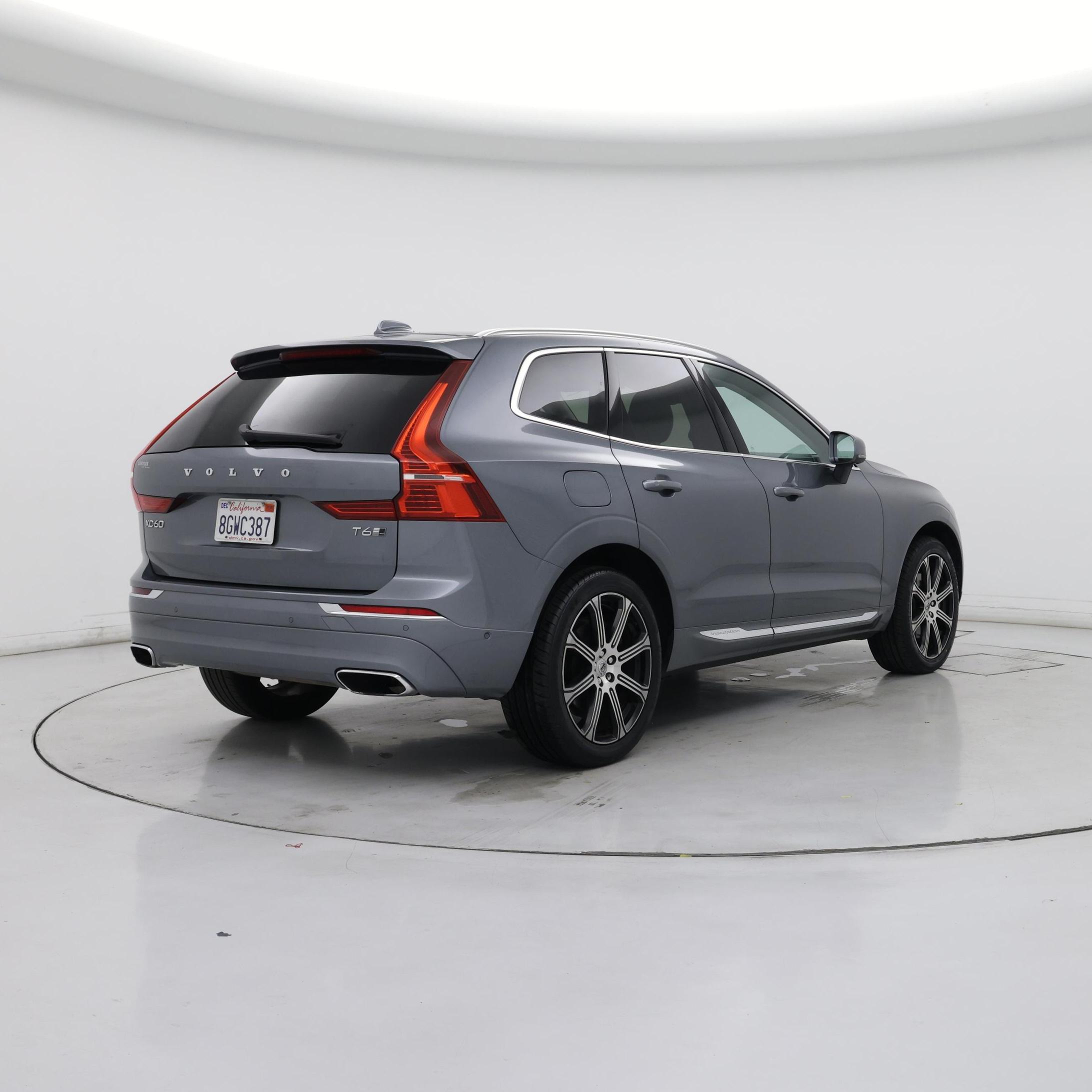 Thumbnail: 2019 Volvo XC60 - 8