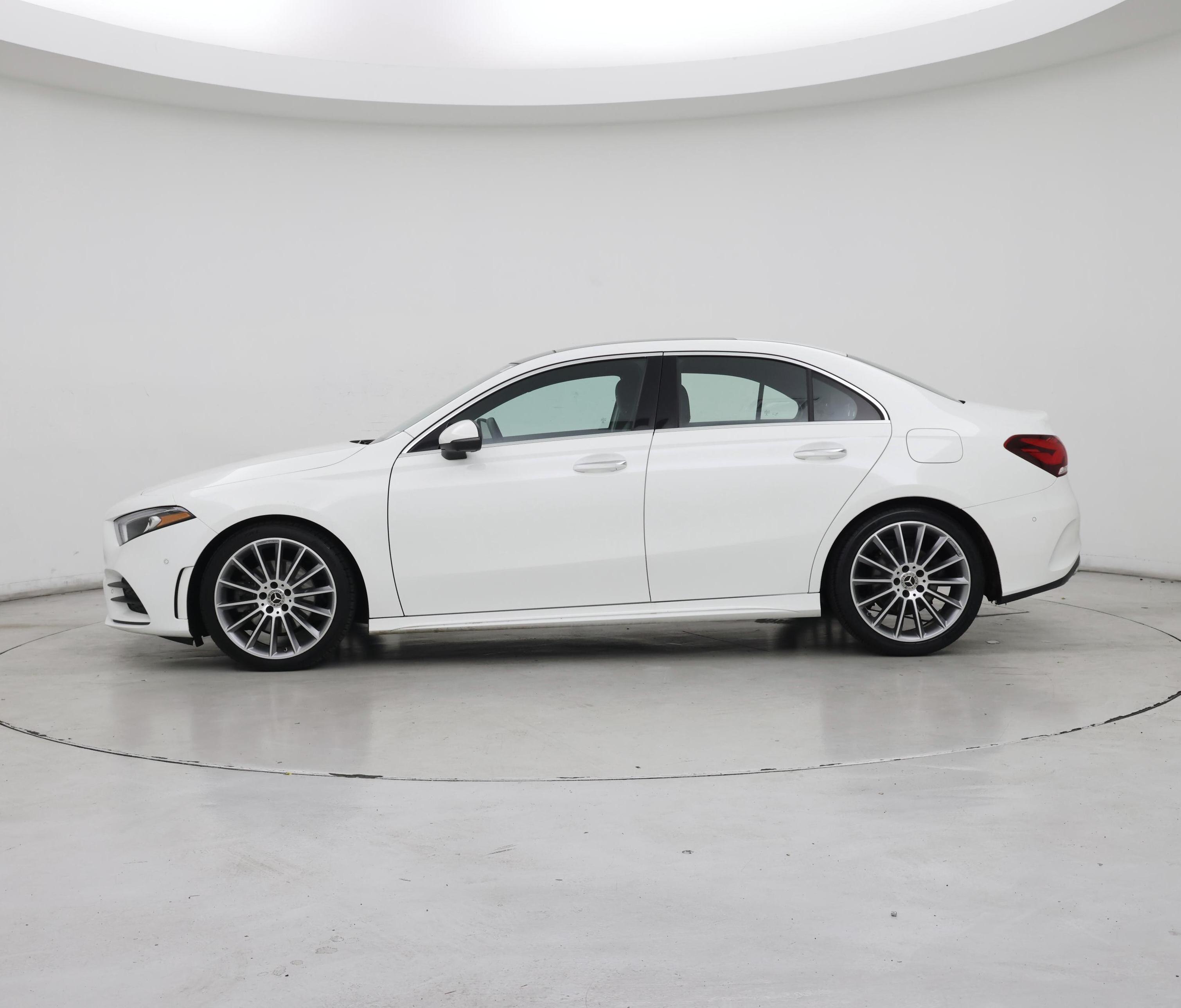 Thumbnail: 2022 Mercedes-Benz A-Class - 3