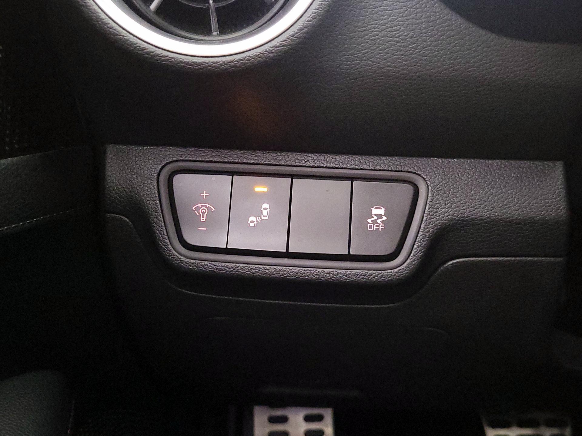 Thumbnail: 2024 Kia Forte - 13