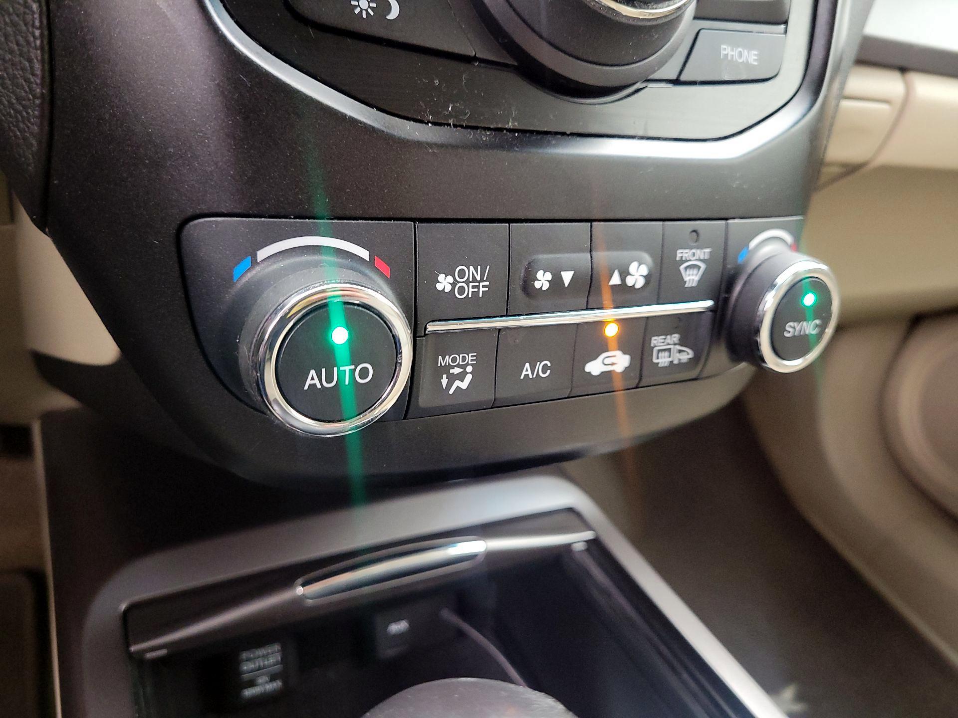 Thumbnail: 2015 Acura RDX - 17