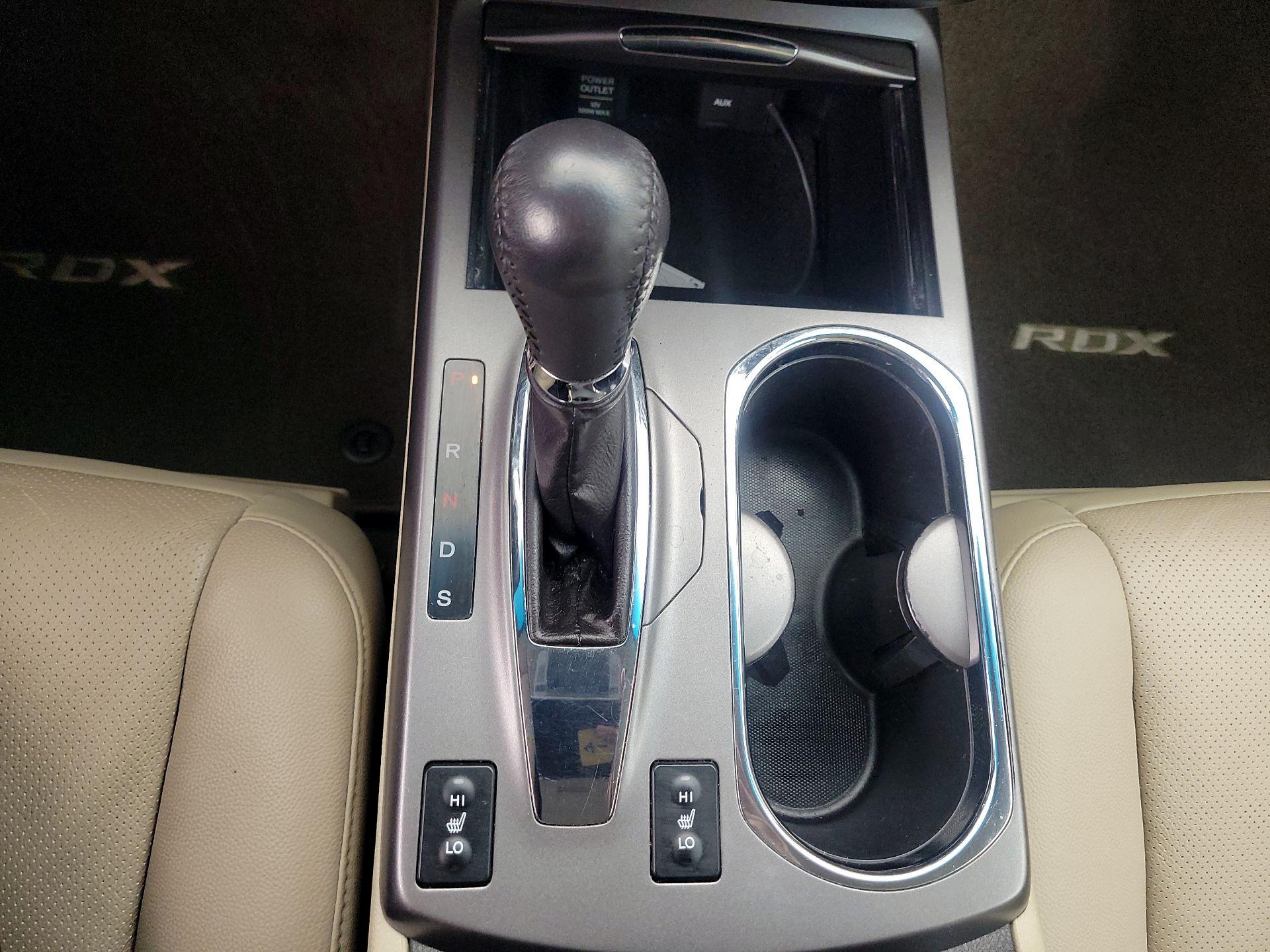 Thumbnail: 2015 Acura RDX - 18