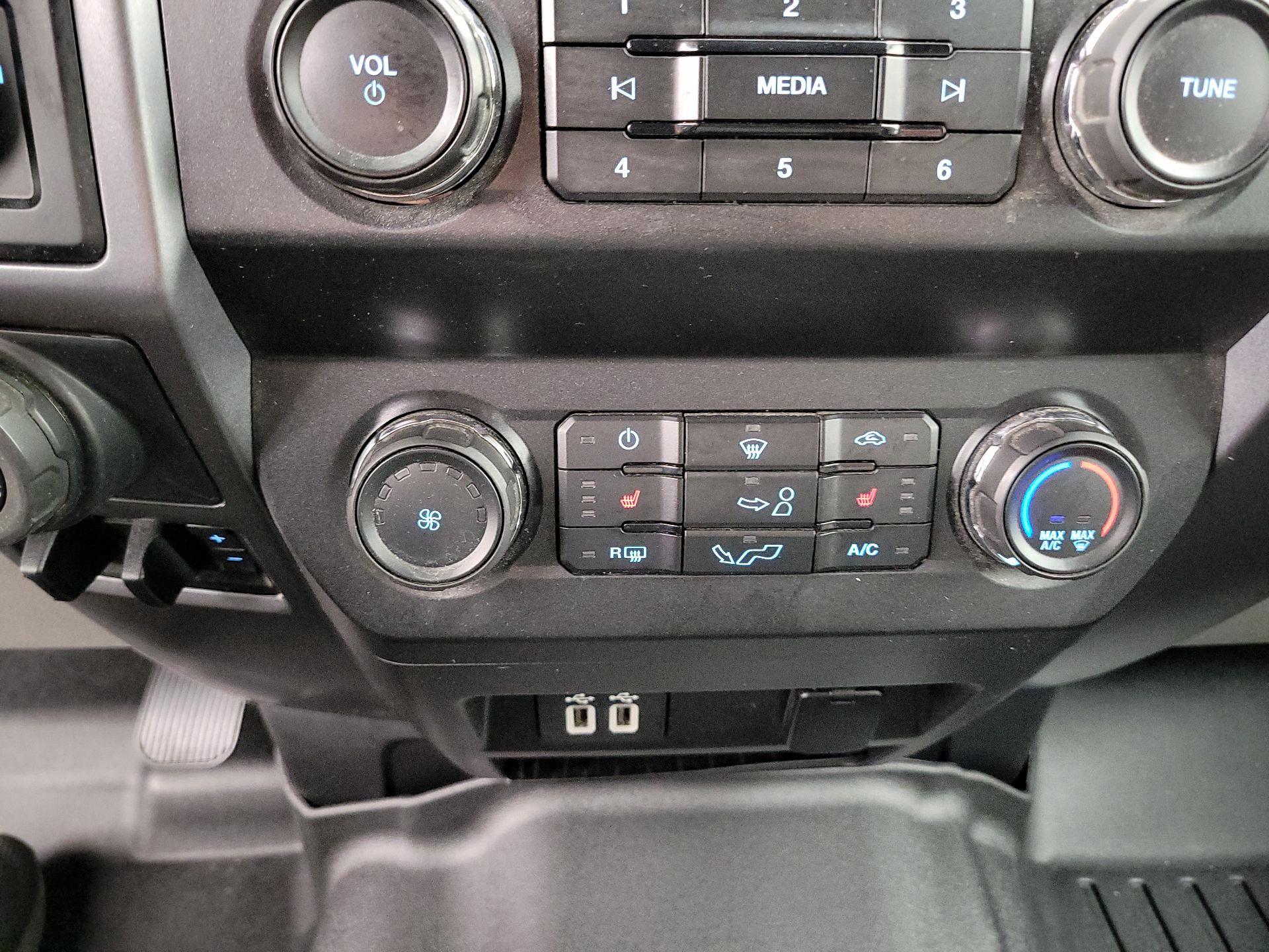 Thumbnail: 2019 Ford F-150 - 17