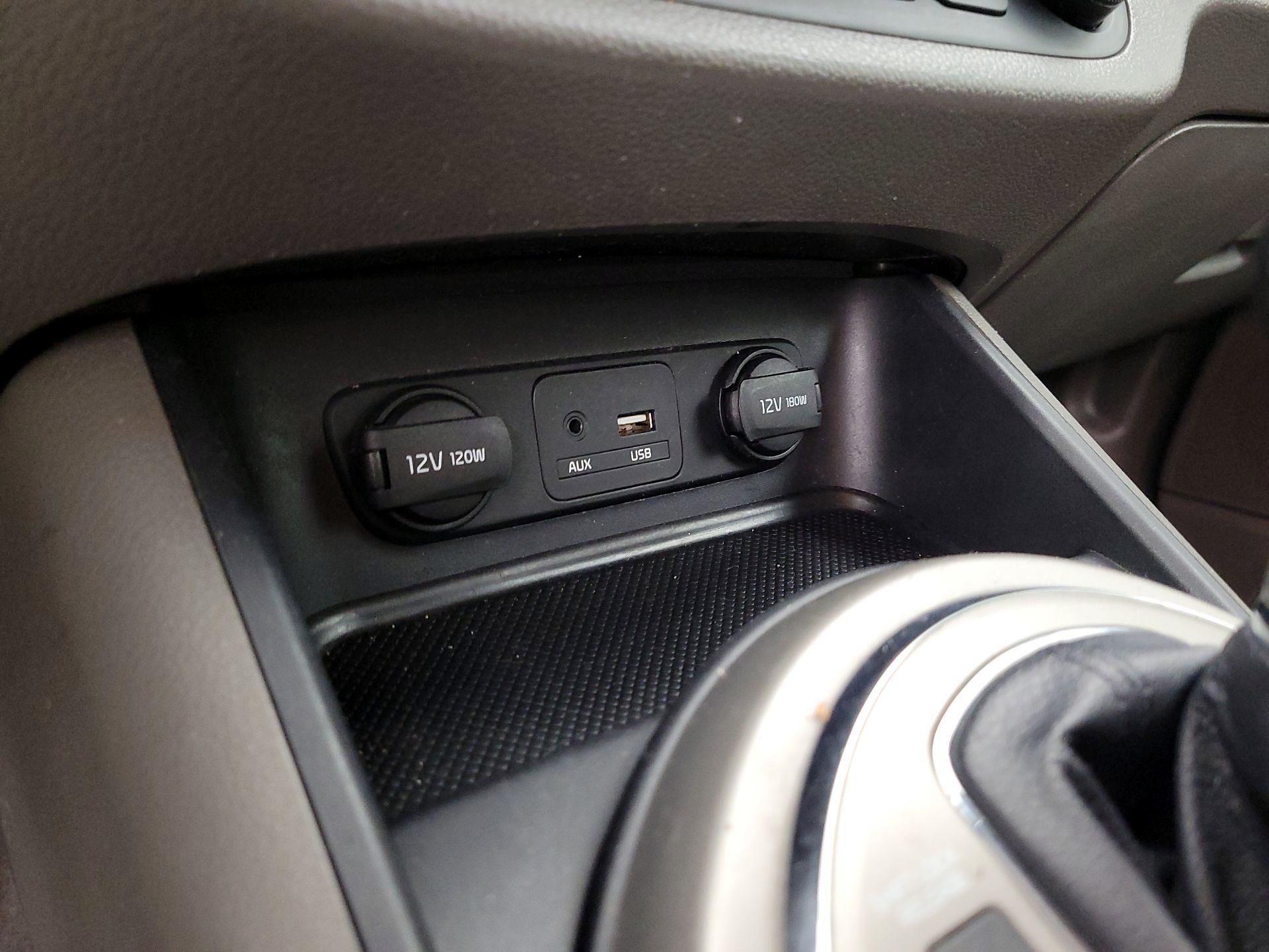 Thumbnail: 2016 Kia Sportage - 17