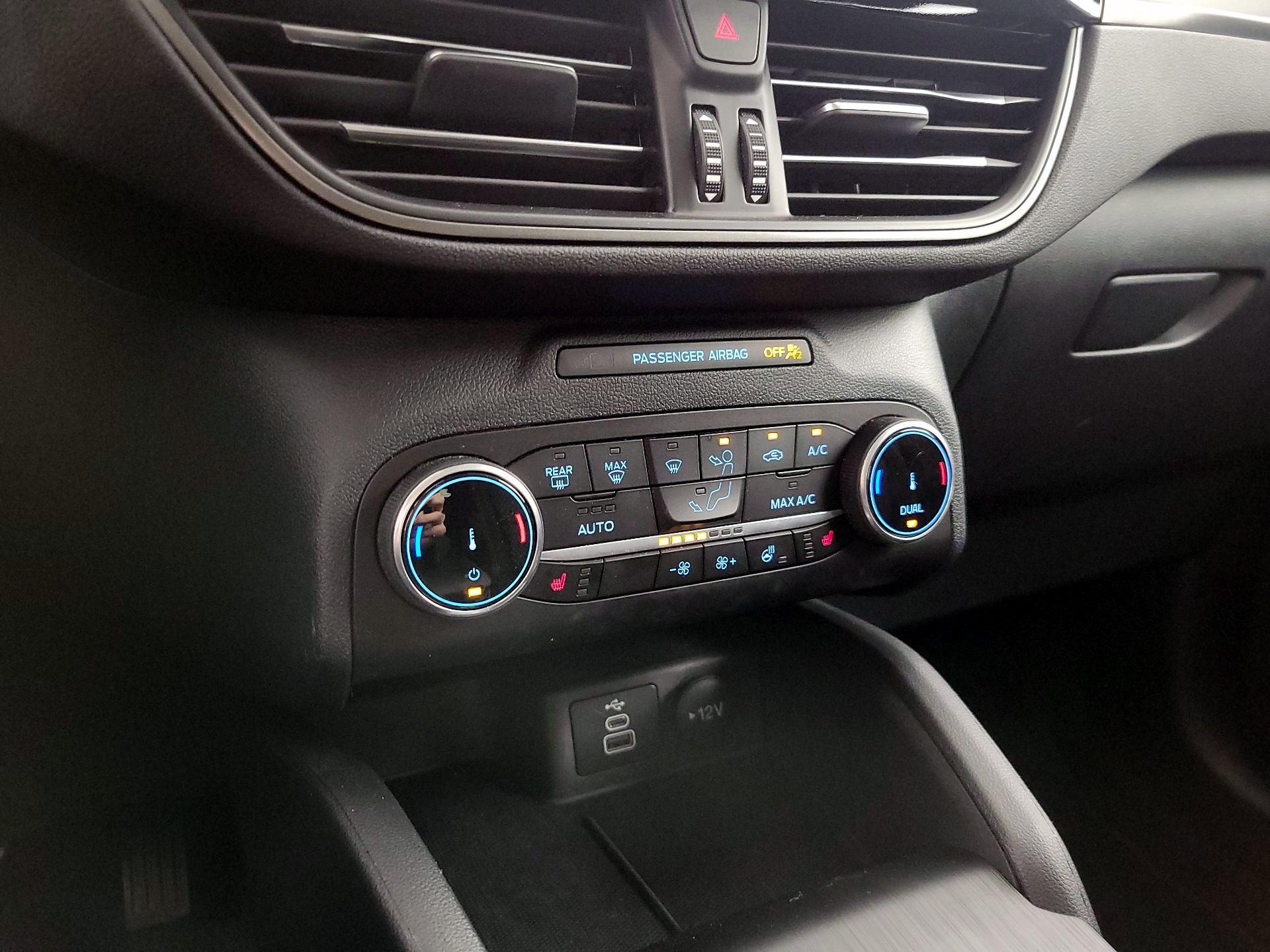 Thumbnail: 2024 Ford Escape - 16