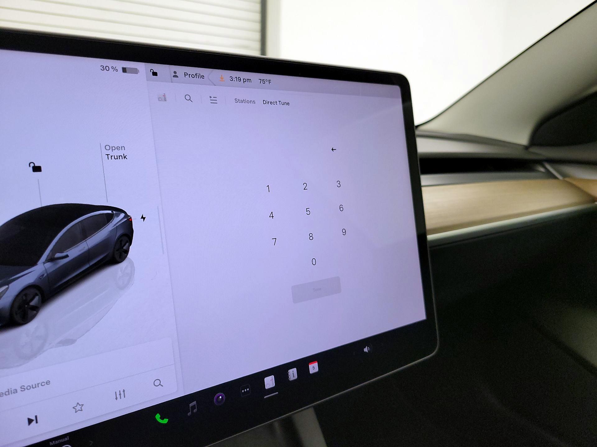 Thumbnail: 2023 Tesla Model 3 - 15