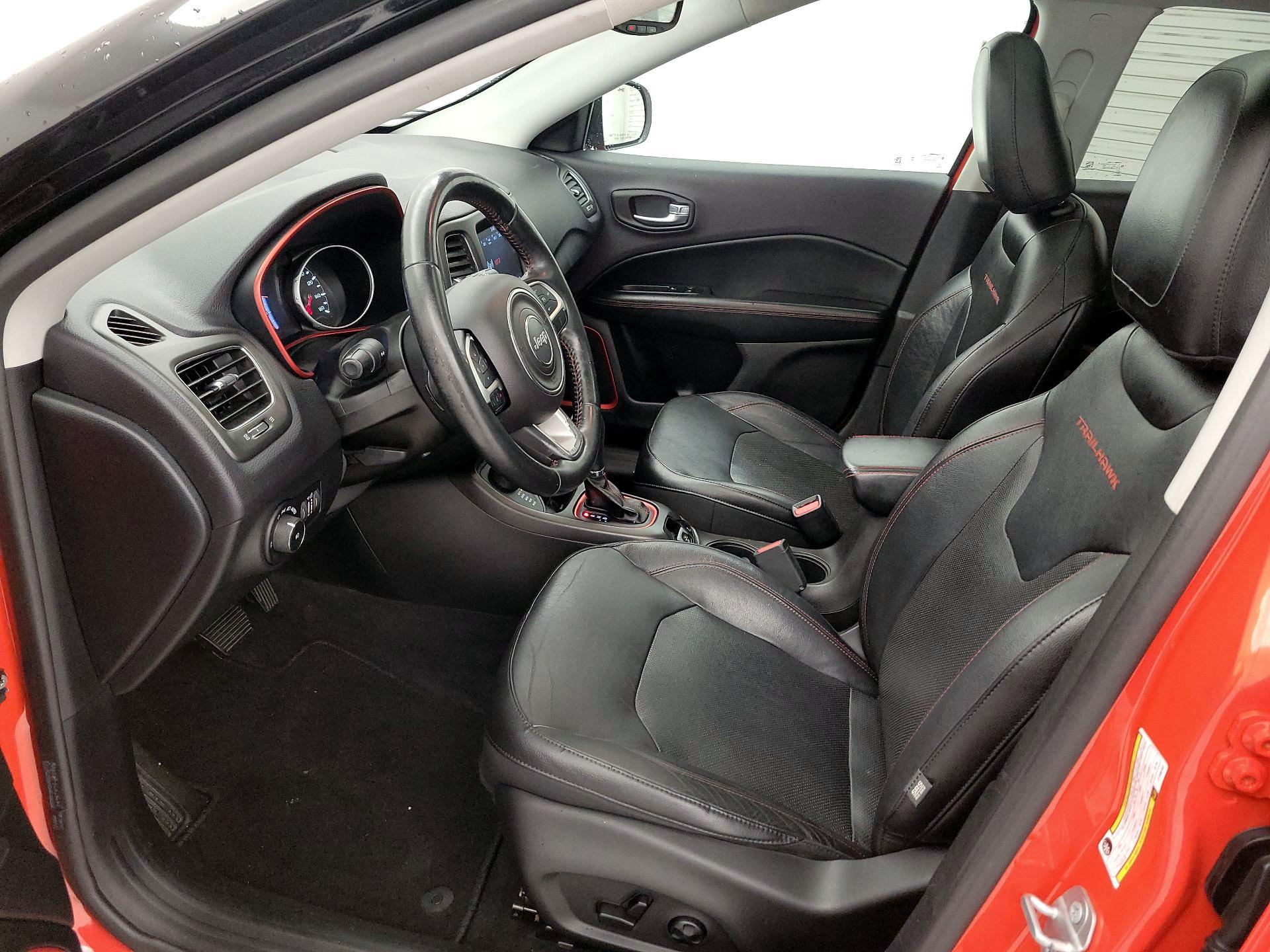 Thumbnail: 2018 Jeep Compass - 11