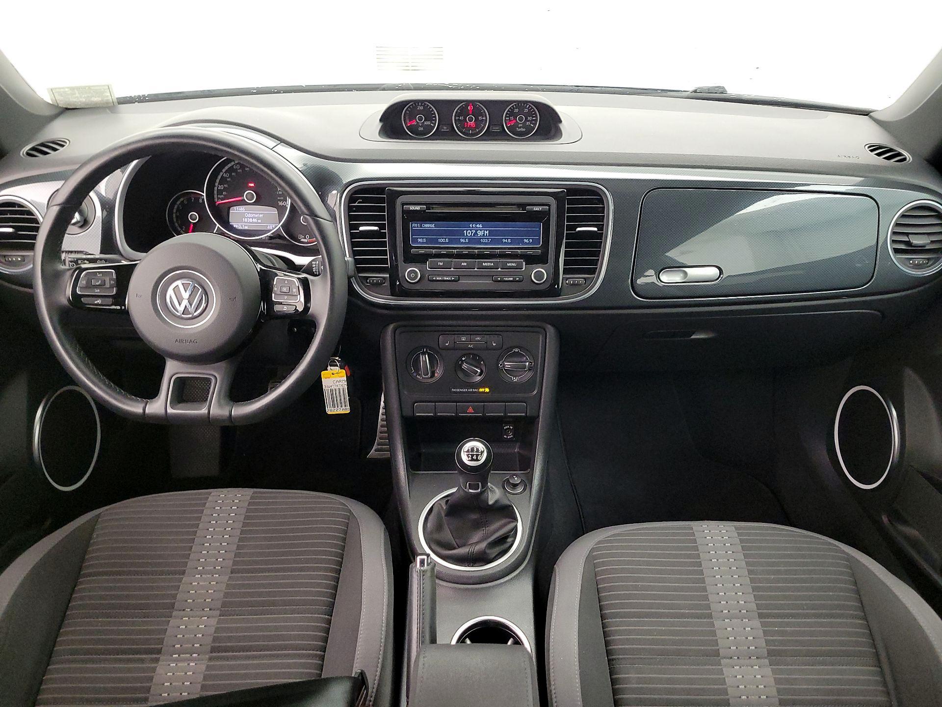 Thumbnail: 2014 Volkswagen Beetle - 9