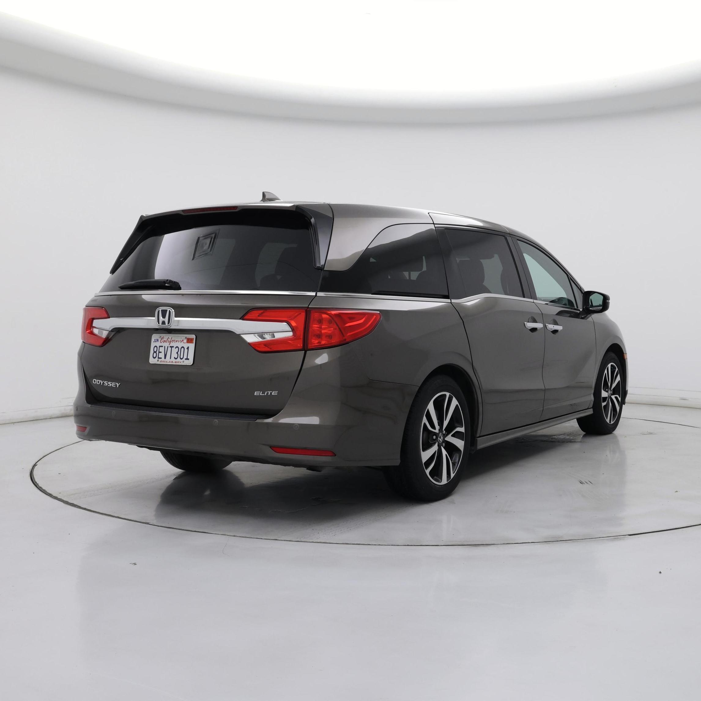 Thumbnail: 2018 Honda Odyssey - 8