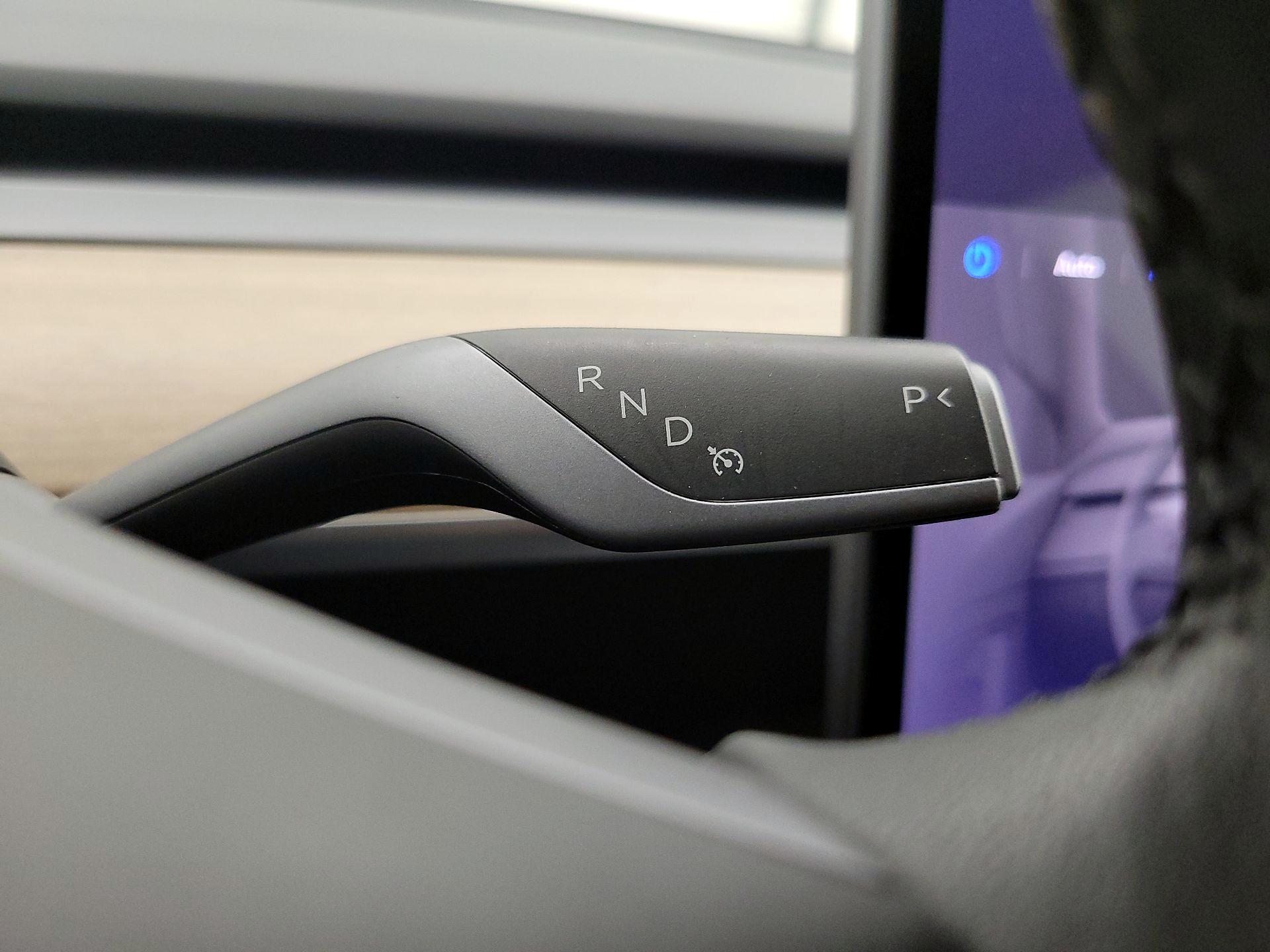 Thumbnail: 2023 Tesla Model 3 - 17