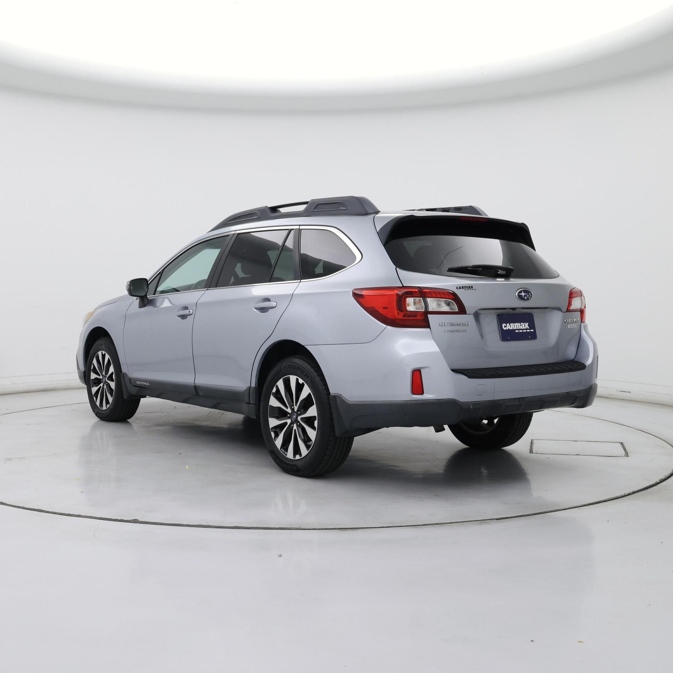 Thumbnail: 2015 Subaru Outback - 2