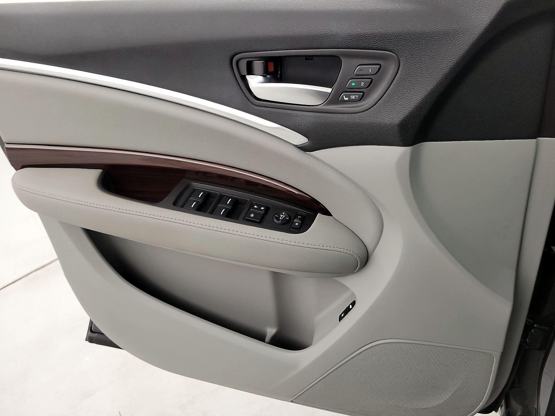 Thumbnail: 2015 Acura MDX - 12