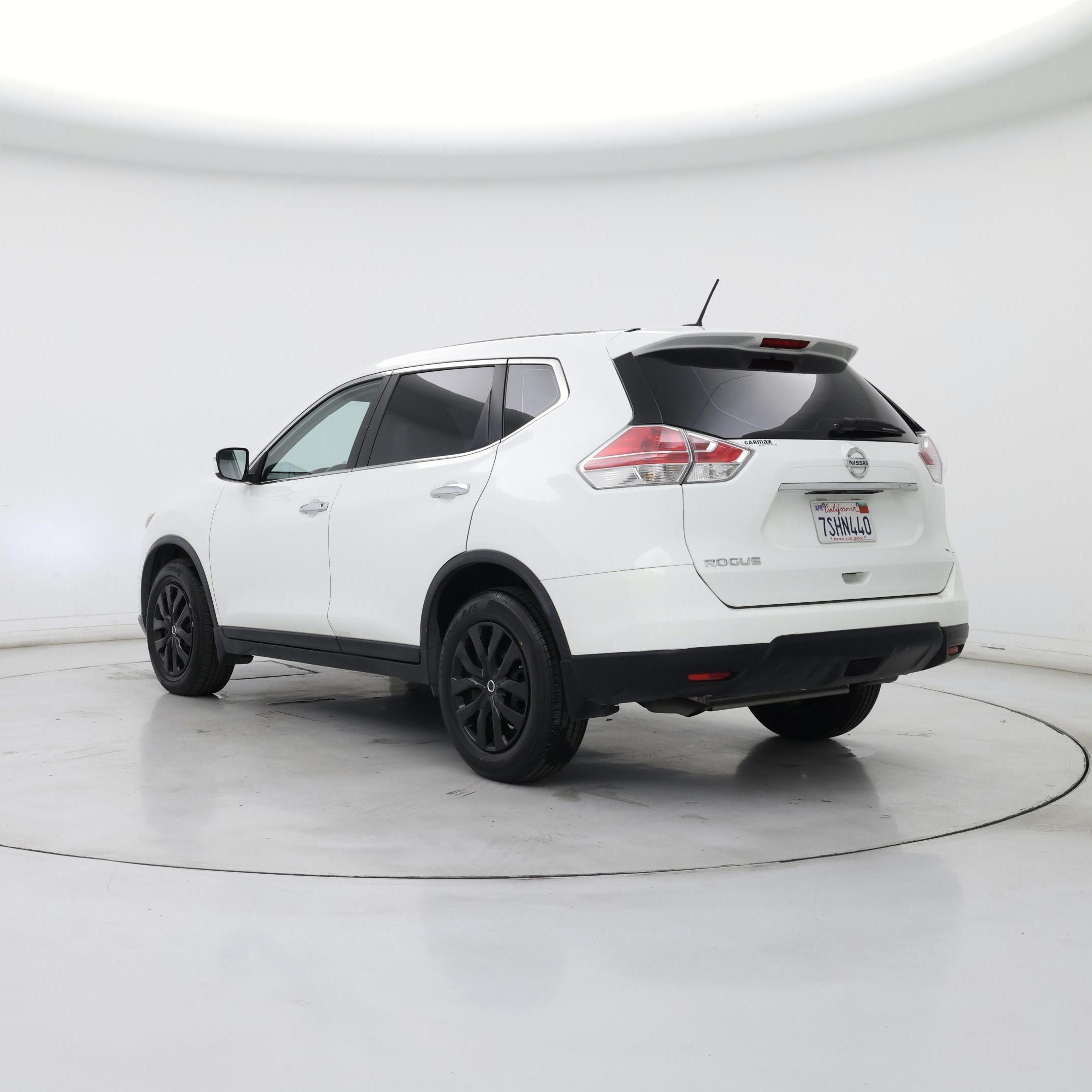 Thumbnail: 2015 Nissan Rogue - 2