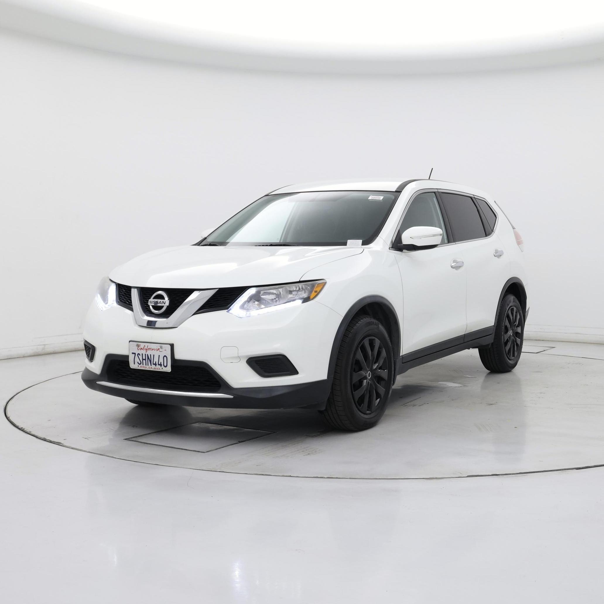 Thumbnail: 2015 Nissan Rogue - 4