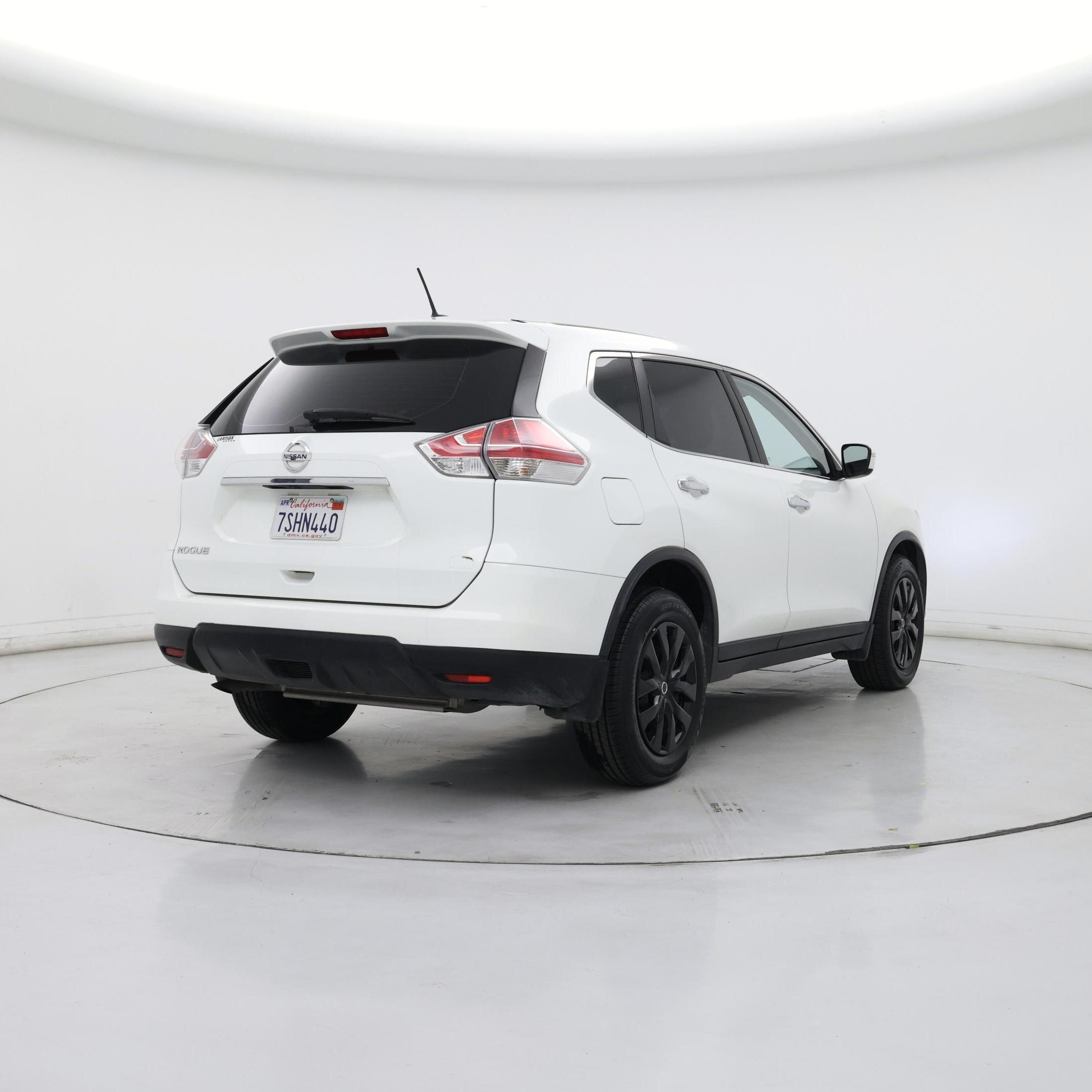 Thumbnail: 2015 Nissan Rogue - 8