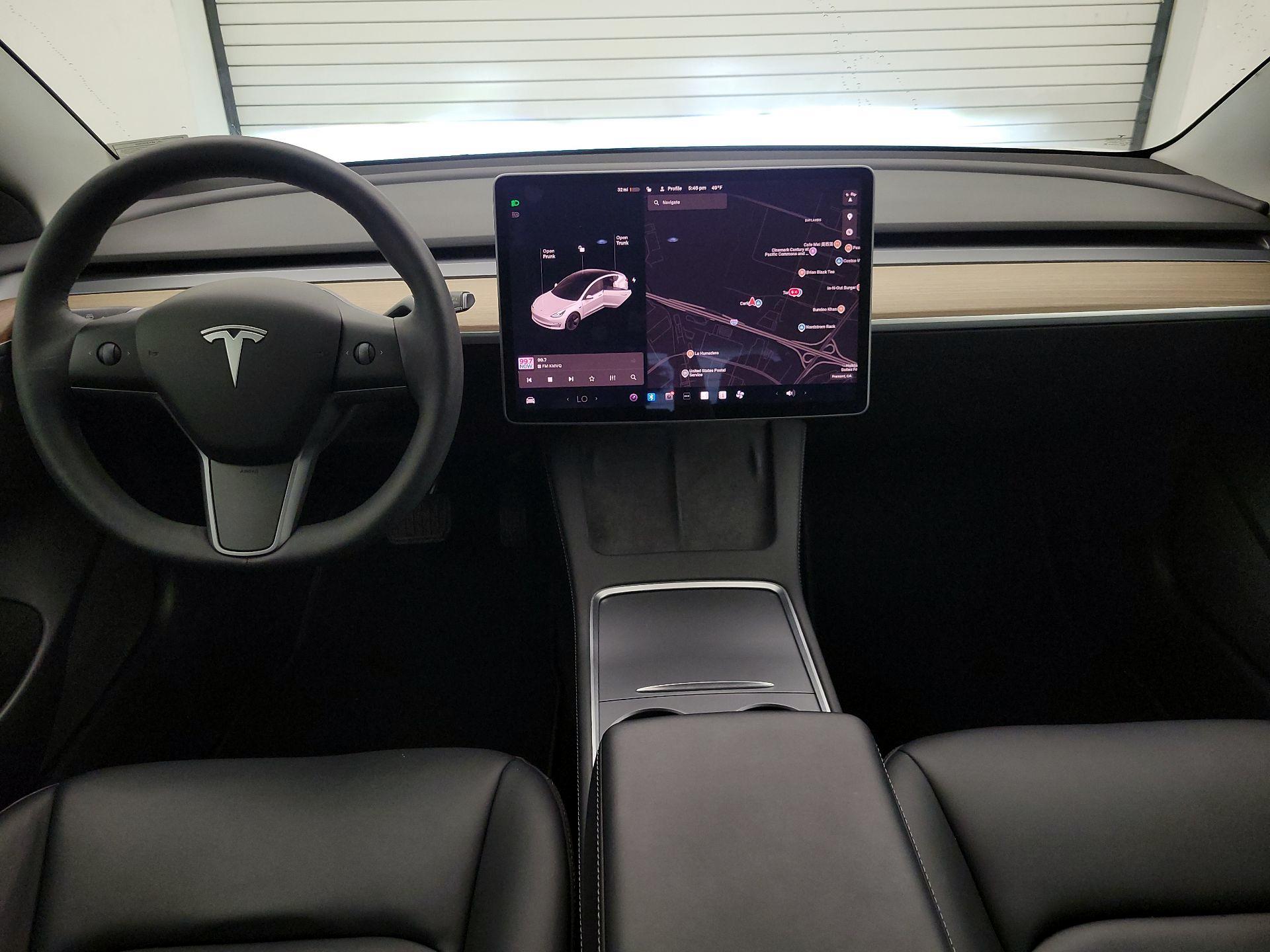 Thumbnail: 2022 Tesla Model 3 - 9