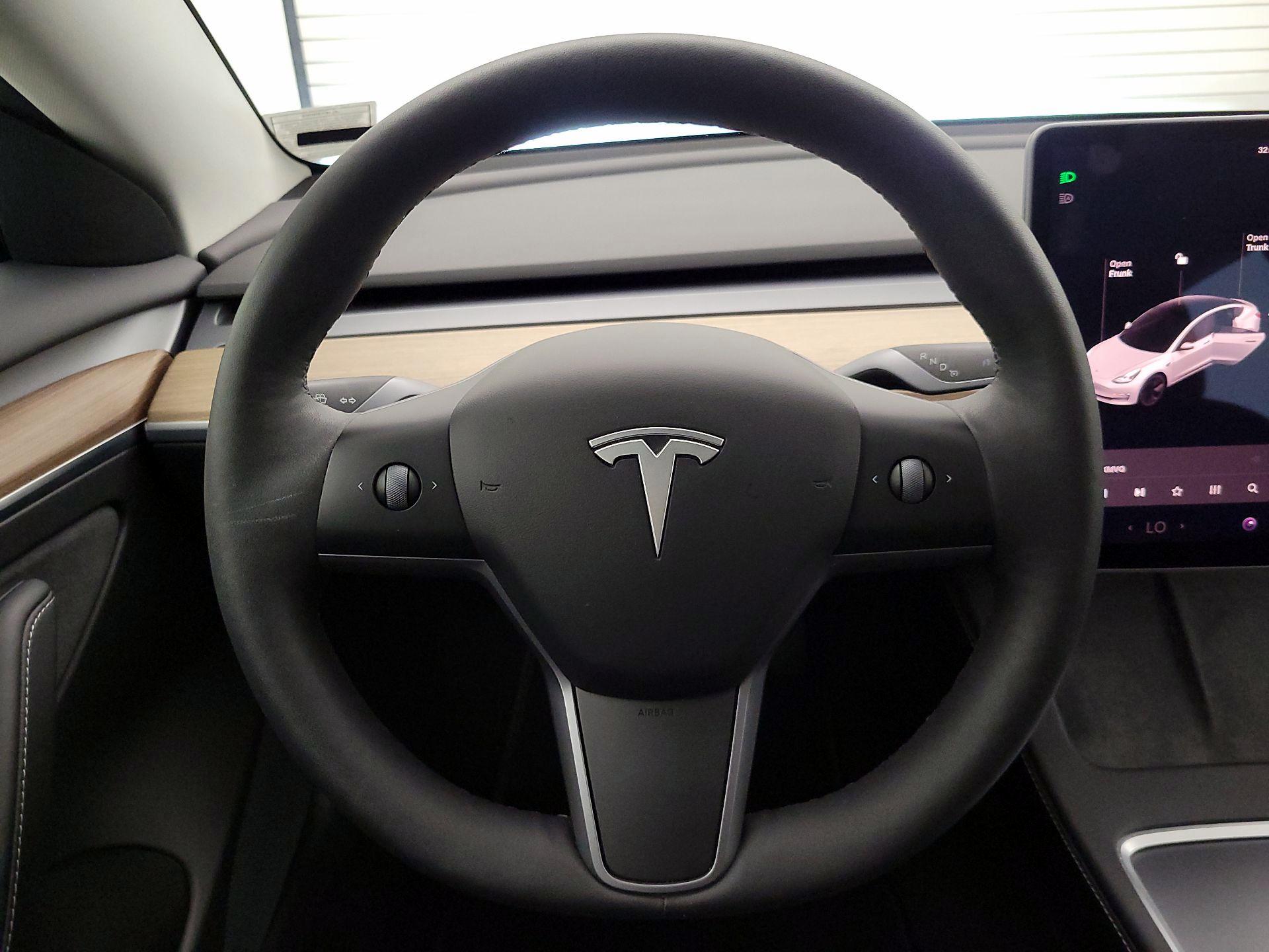 Thumbnail: 2022 Tesla Model 3 - 10