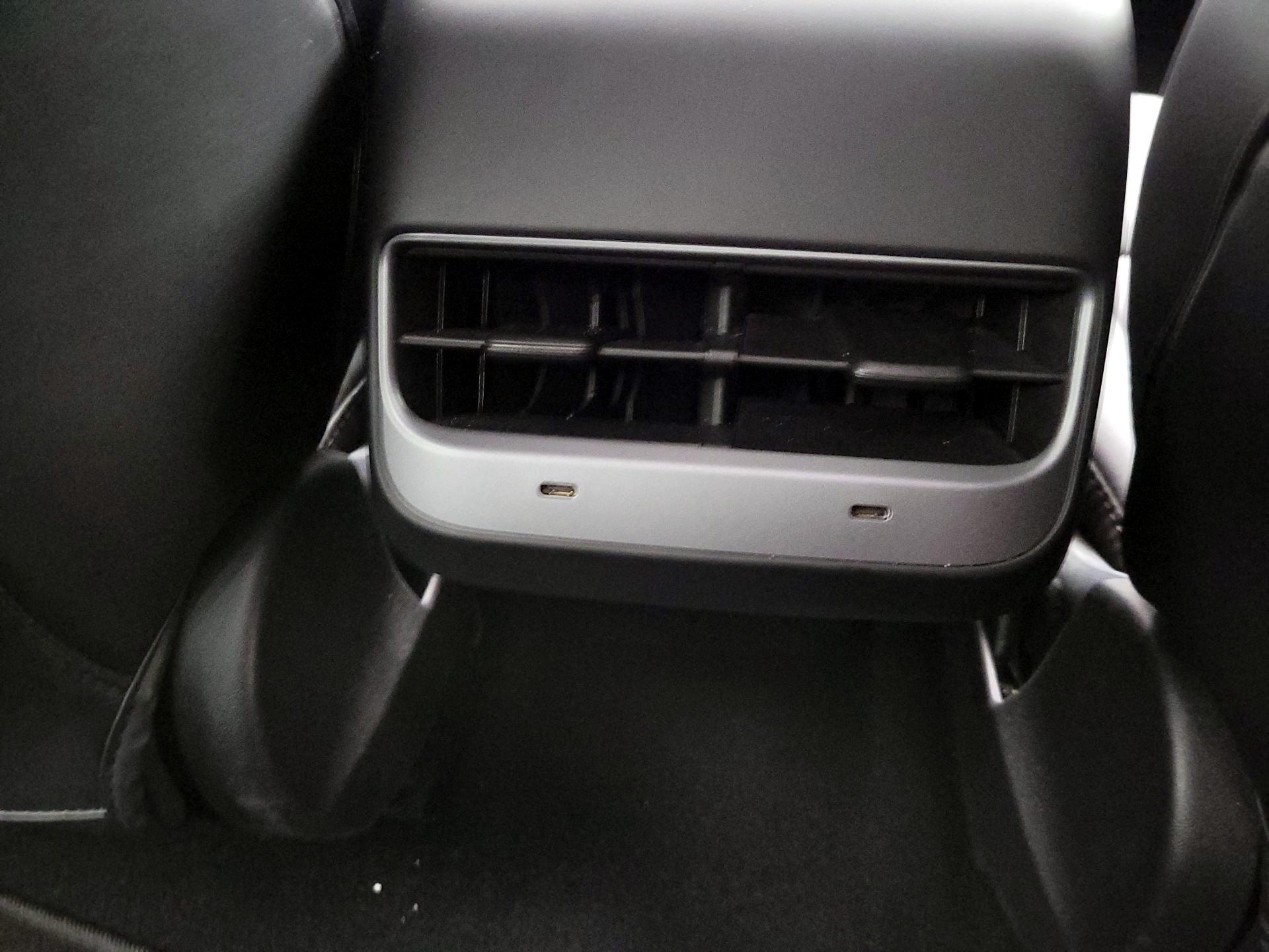 Thumbnail: 2022 Tesla Model 3 - 18