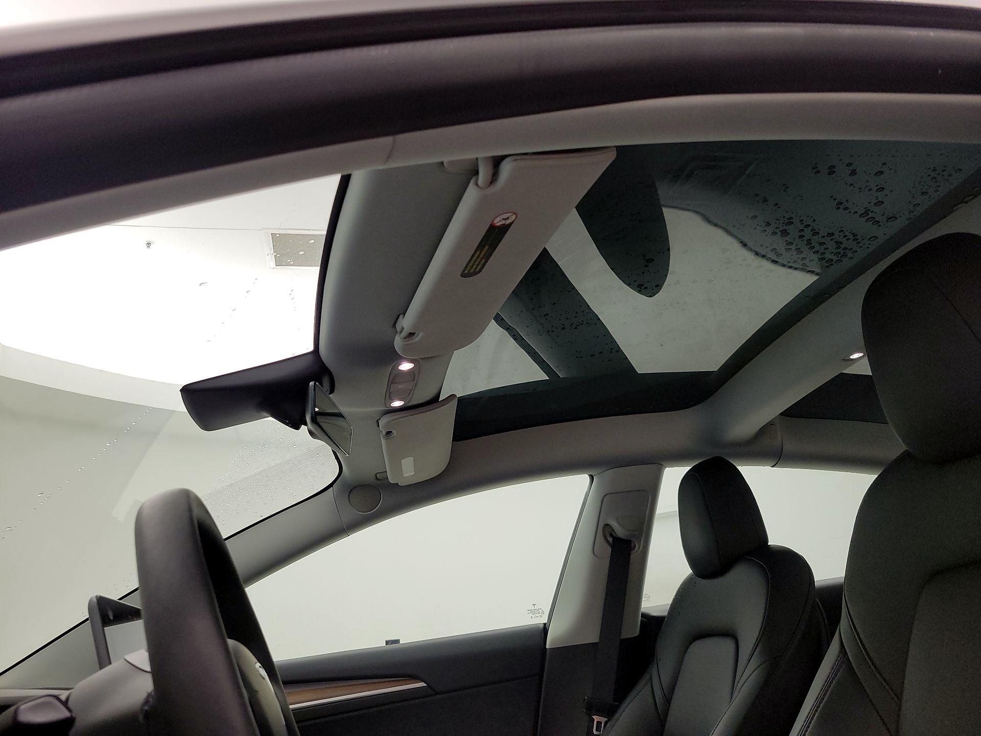 Thumbnail: 2022 Tesla Model 3 - 19