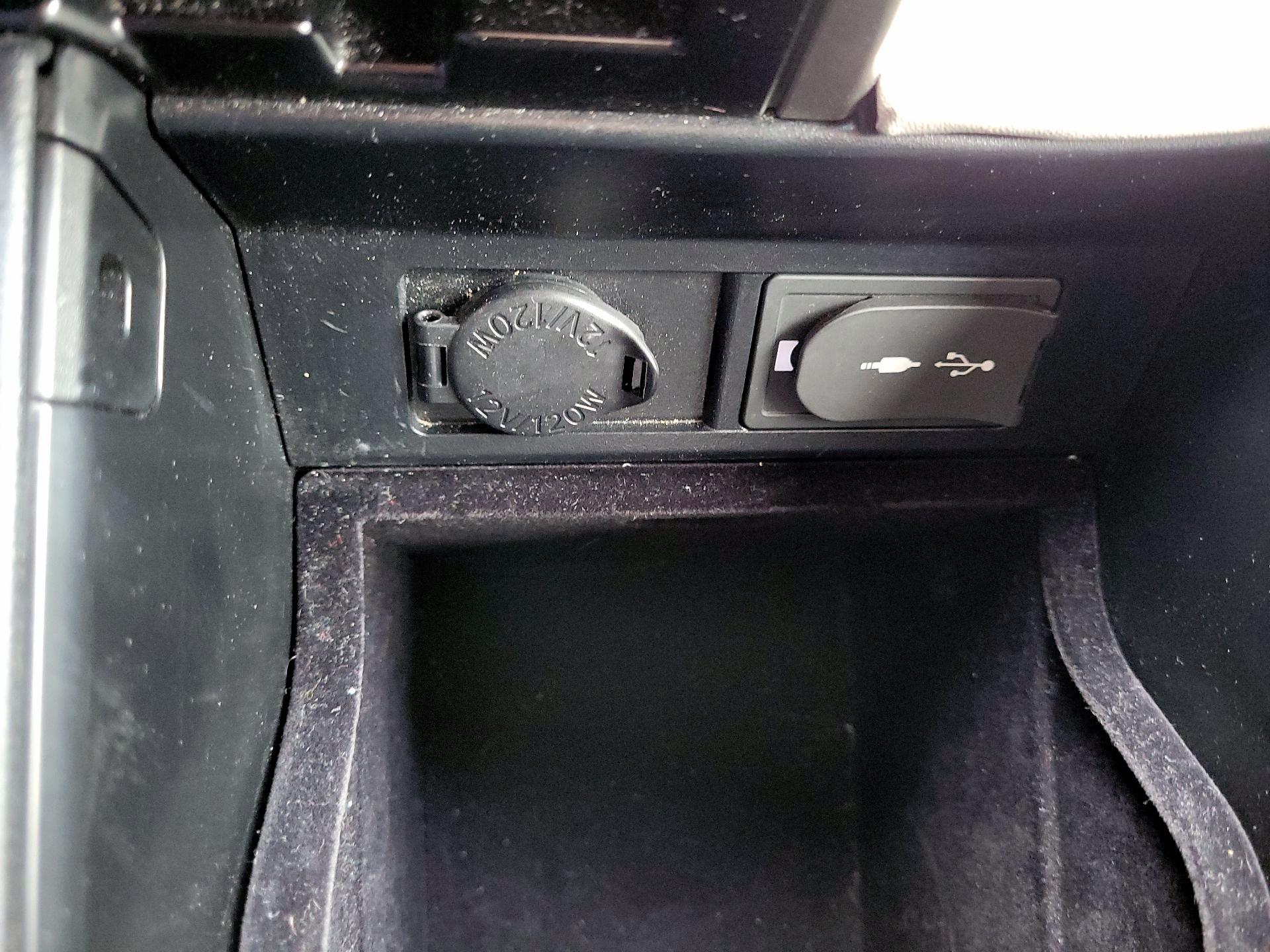 Thumbnail: 2017 Lexus RX - 19