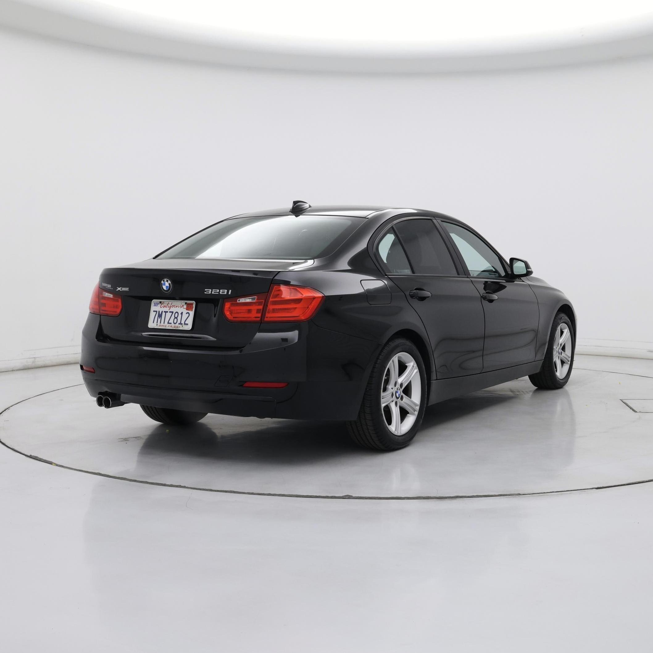 Thumbnail: 2015 BMW 3 Series - 8