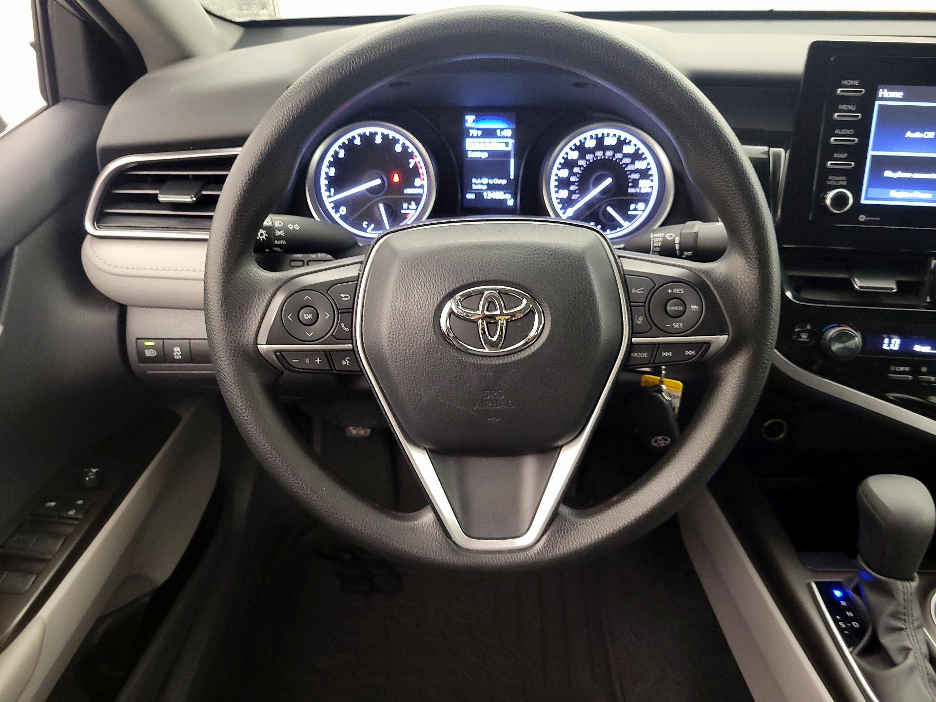 Thumbnail: 2023 Toyota Camry - 10