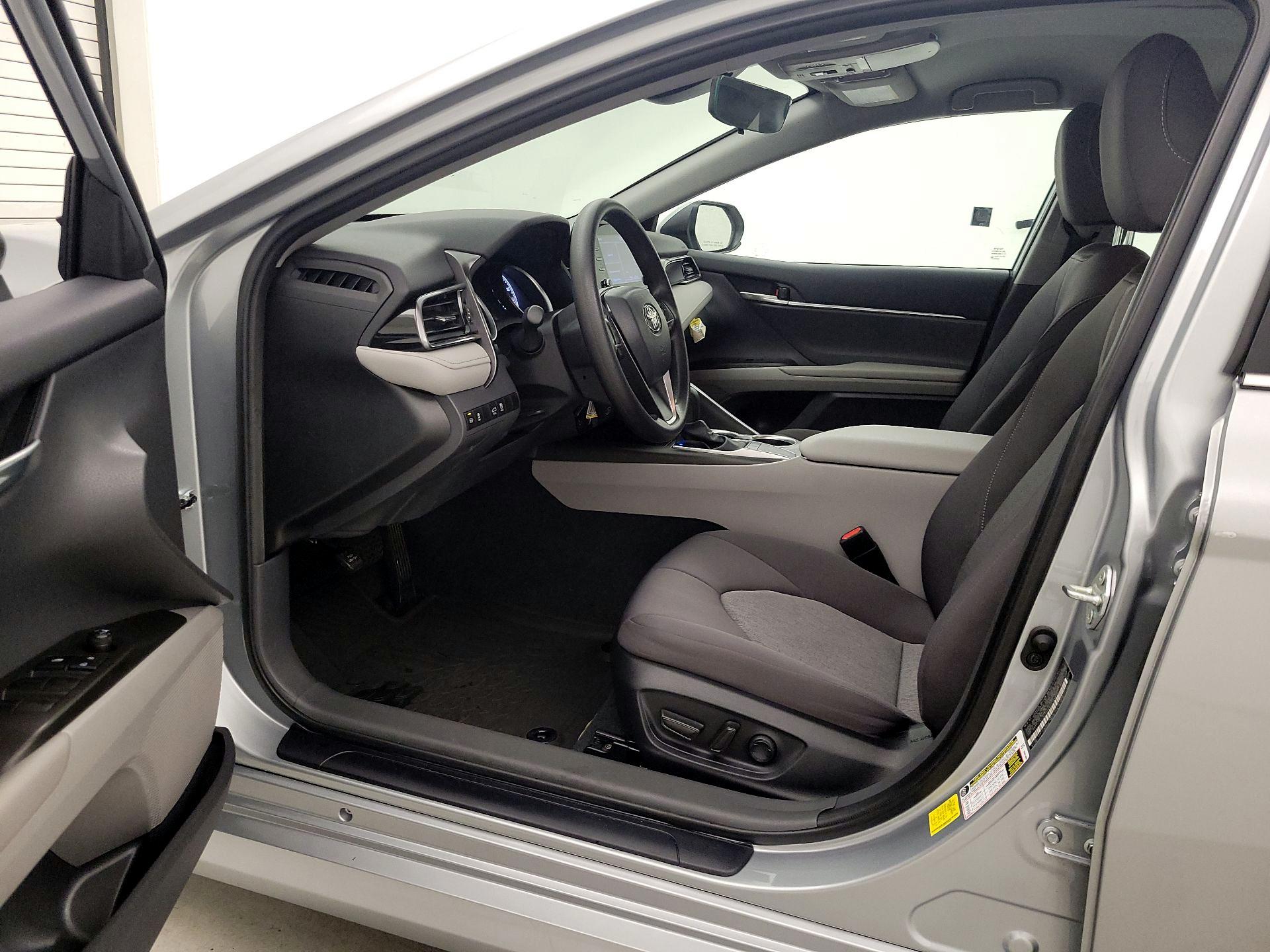 Thumbnail: 2023 Toyota Camry - 11