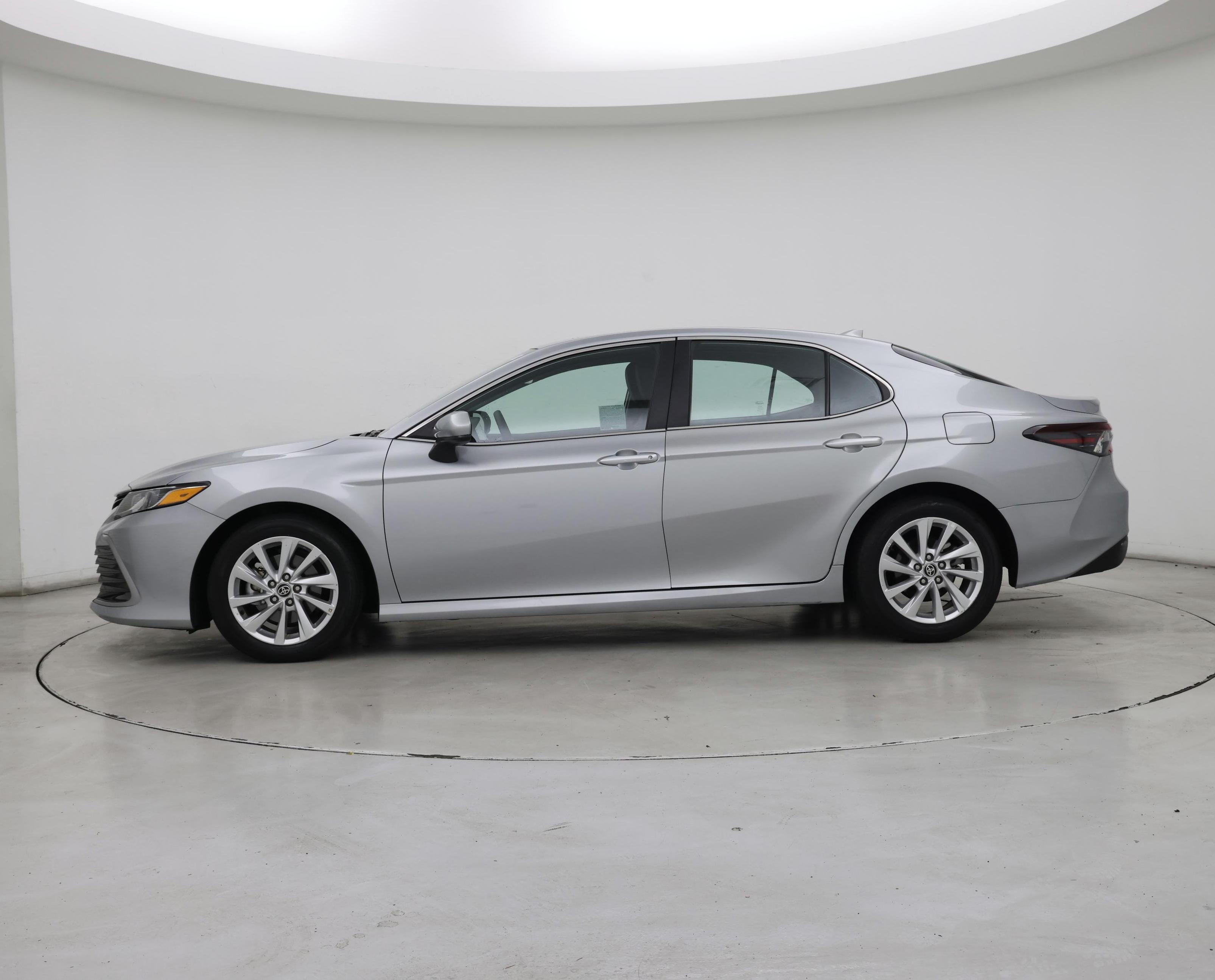 Thumbnail: 2023 Toyota Camry - 3