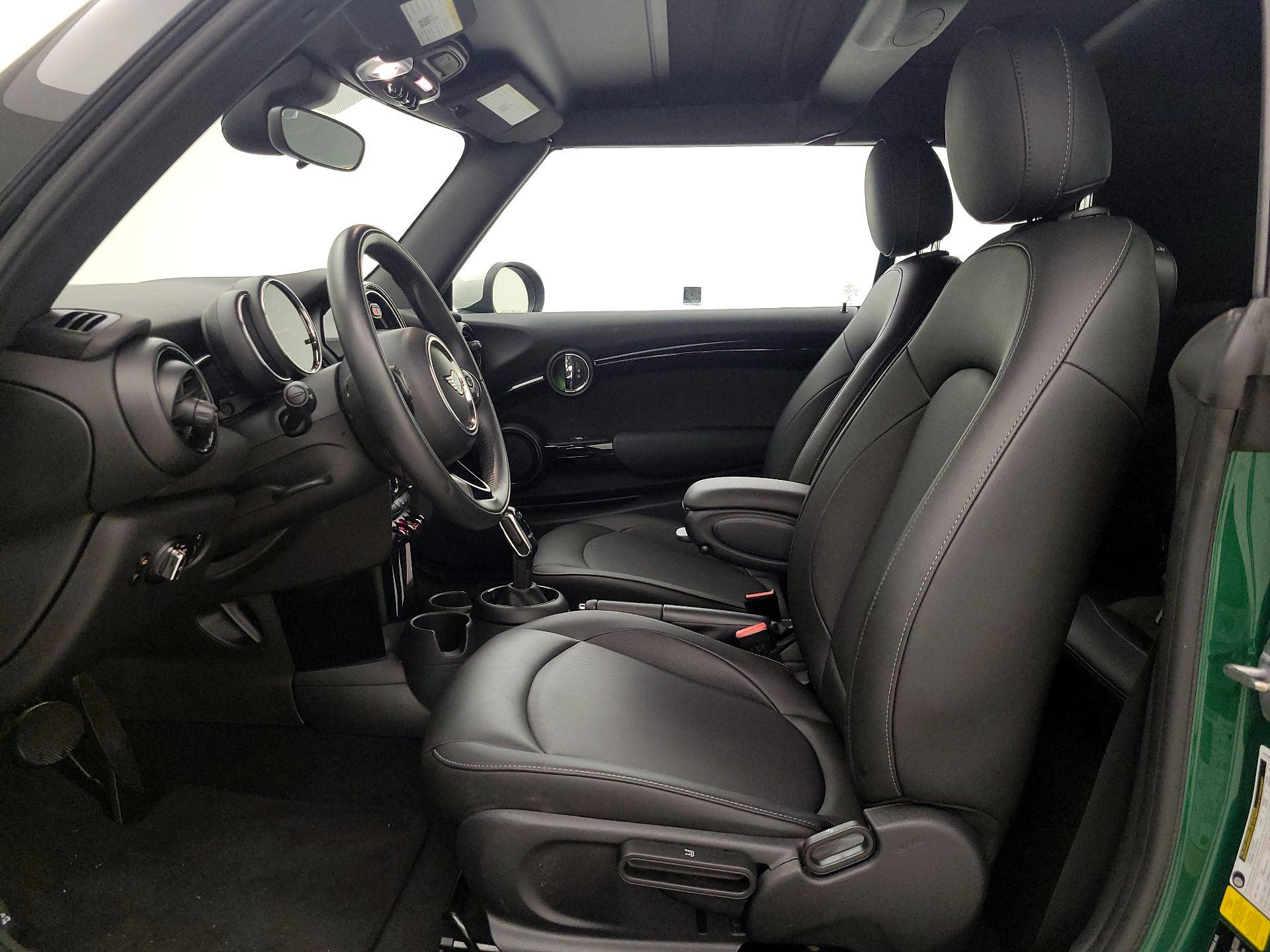 Thumbnail: 2020 MINI Cooper - 11