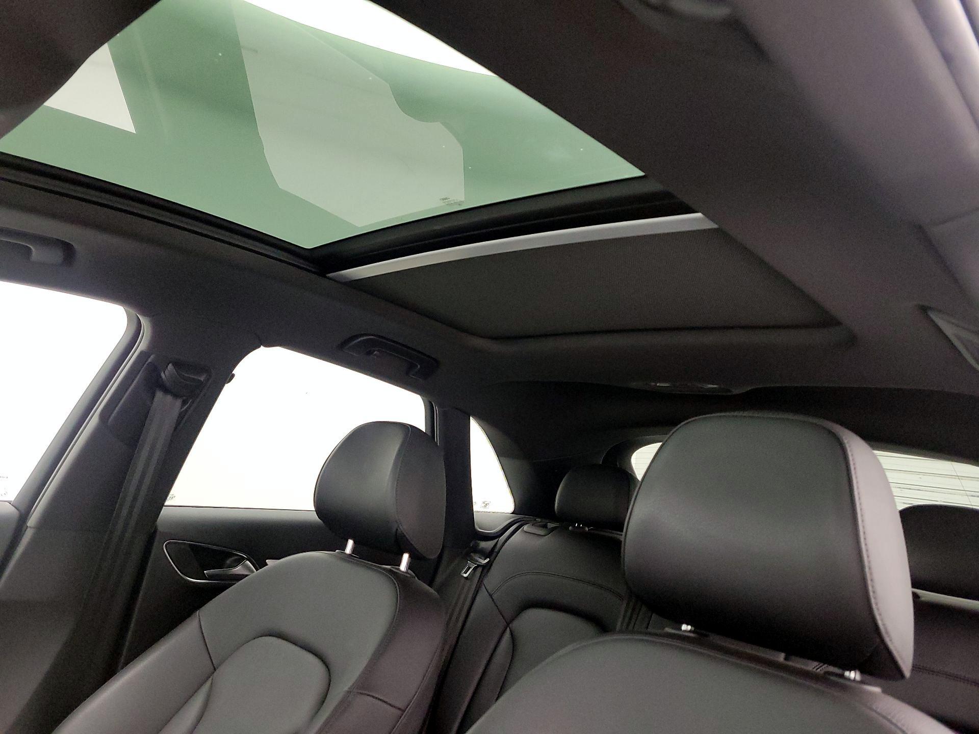 Thumbnail: 2016 Audi Q3 - 18