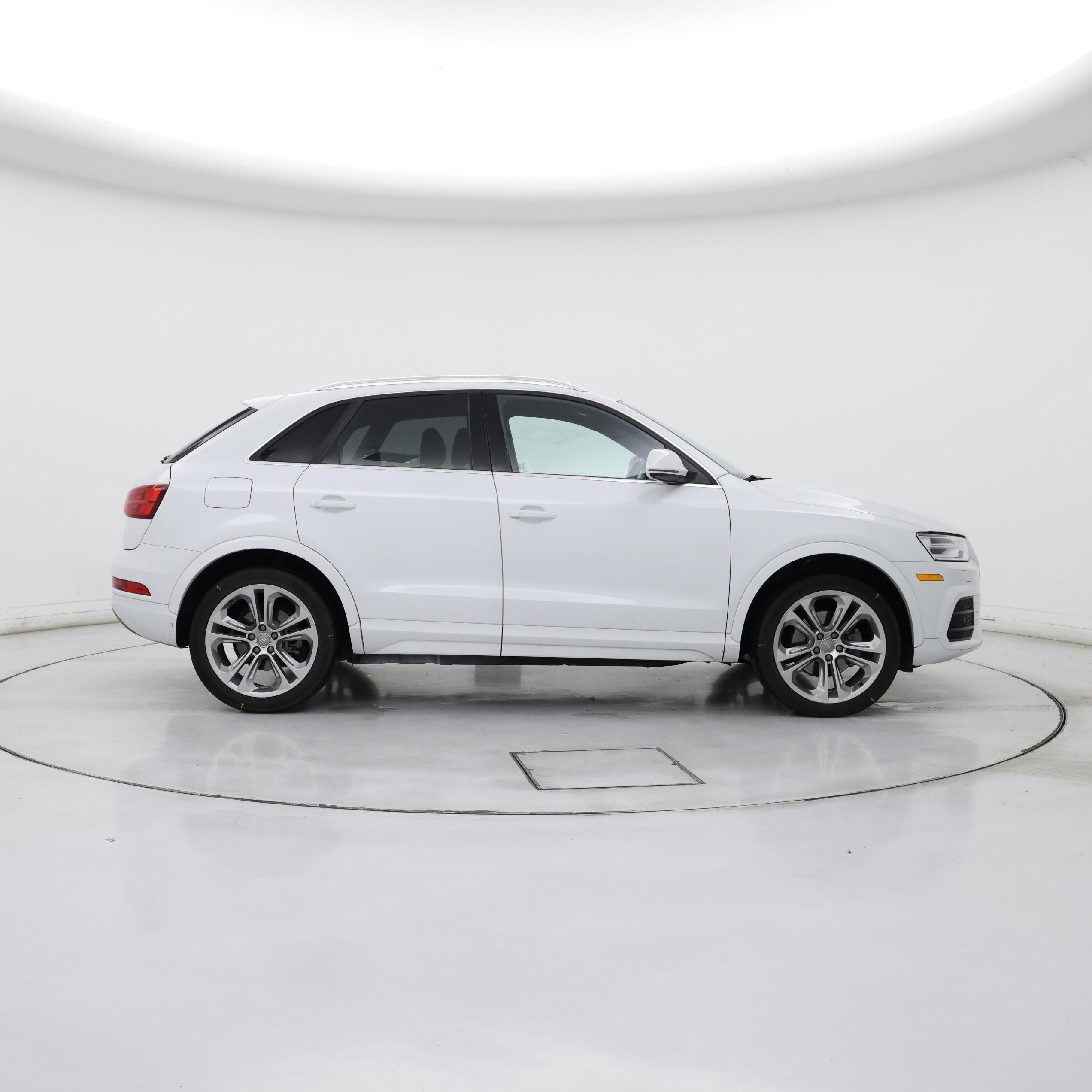 Thumbnail: 2016 Audi Q3 - 7
