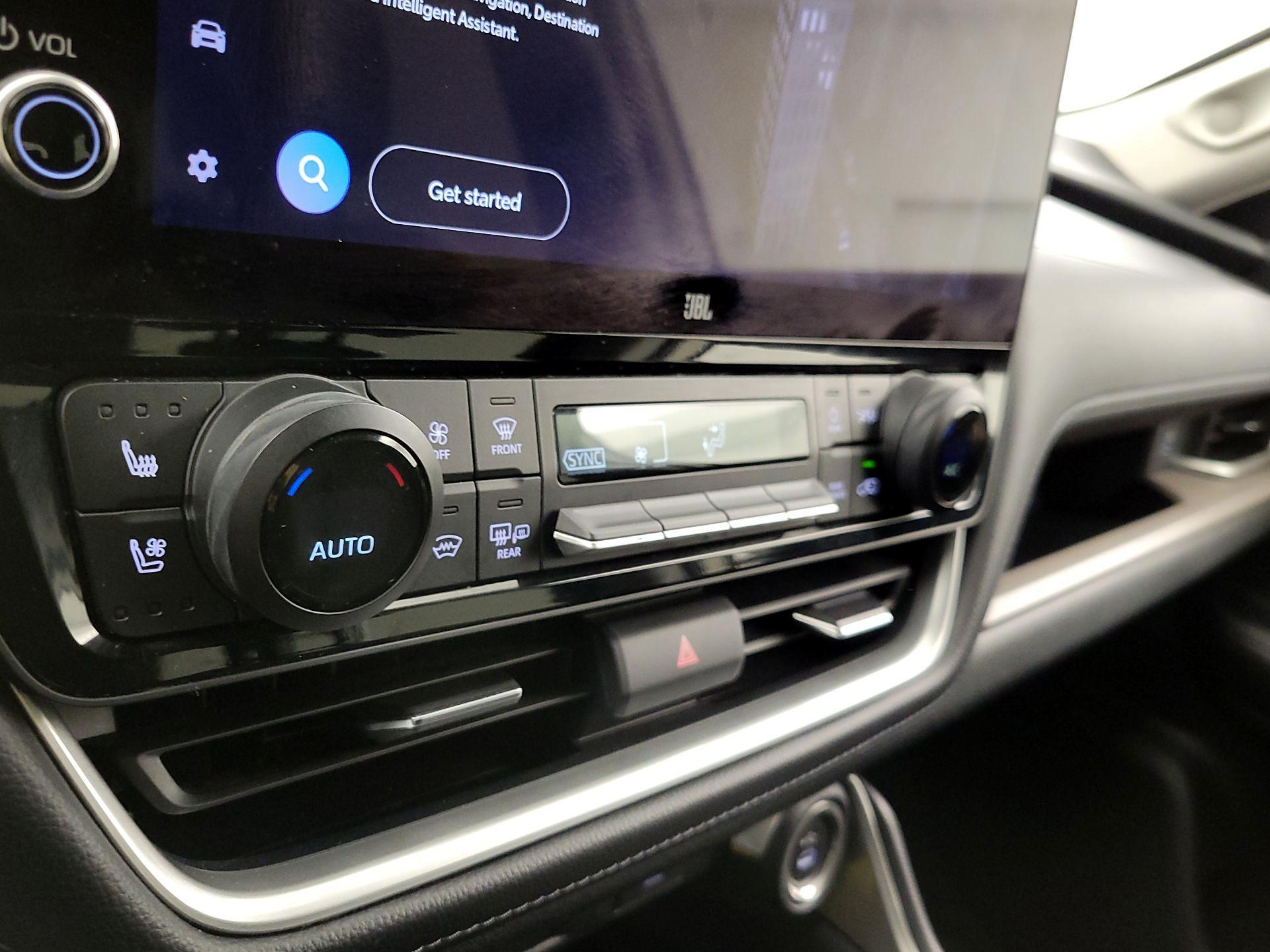 Thumbnail: 2024 Toyota Grand Highlander - 16