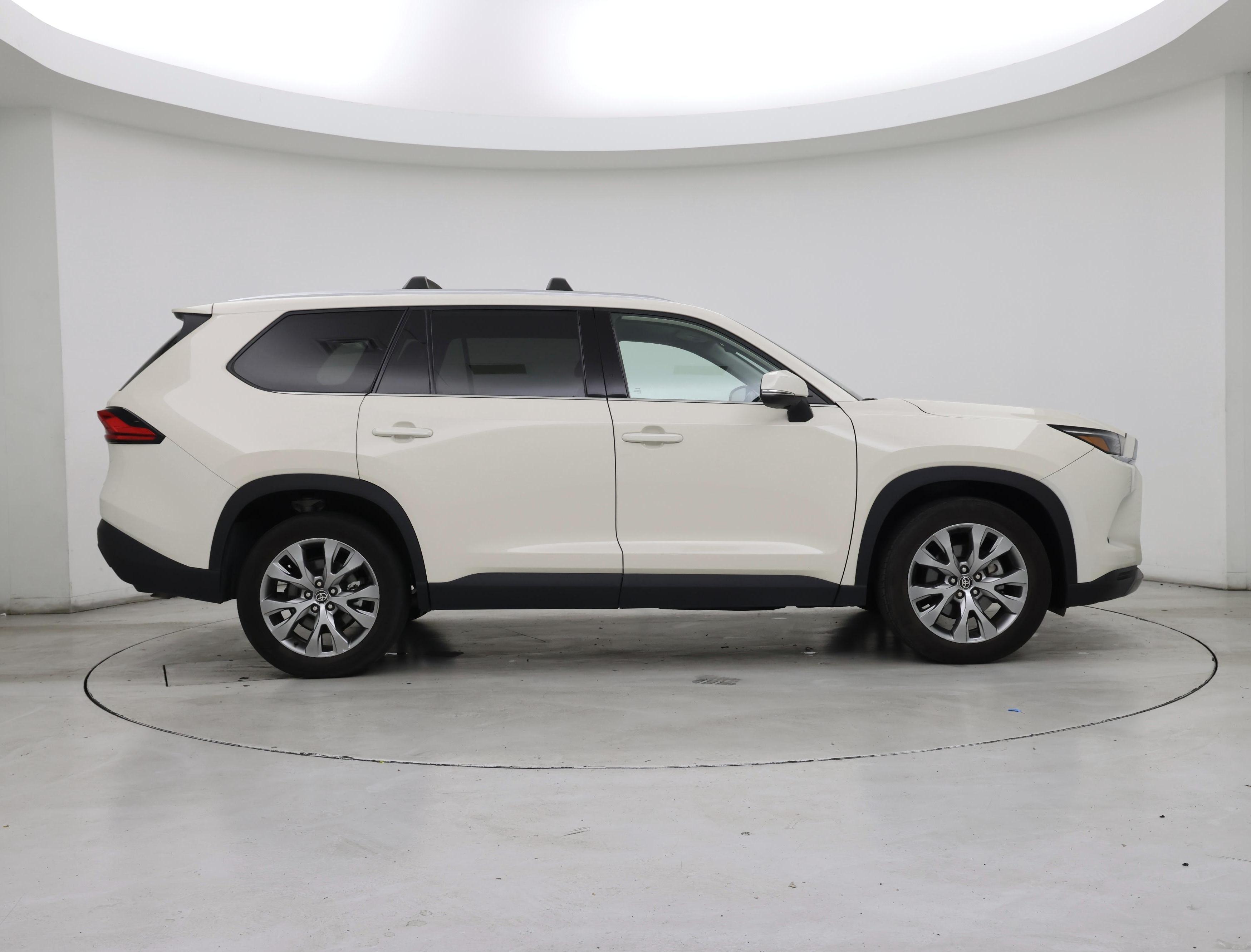 Thumbnail: 2024 Toyota Grand Highlander - 7