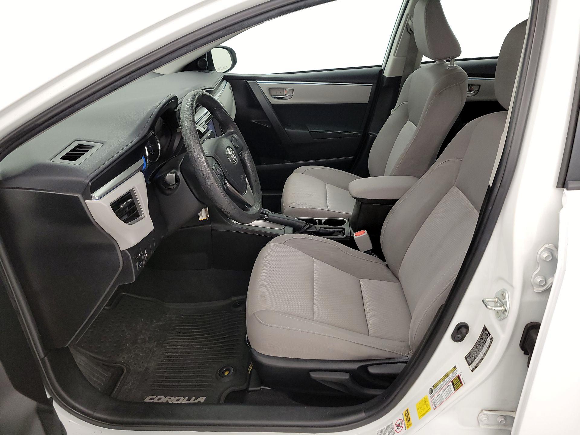 Thumbnail: 2015 Toyota Corolla - 11