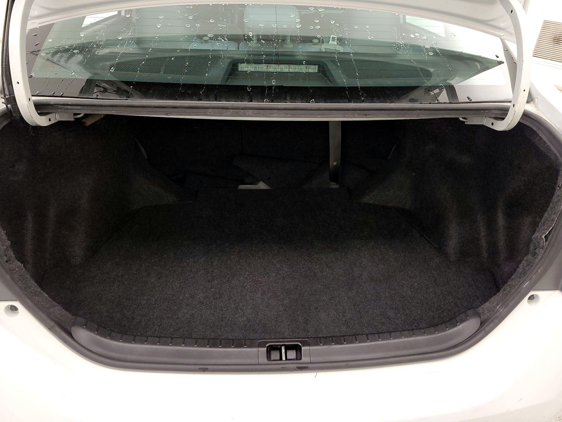 Thumbnail: 2015 Toyota Corolla - 20