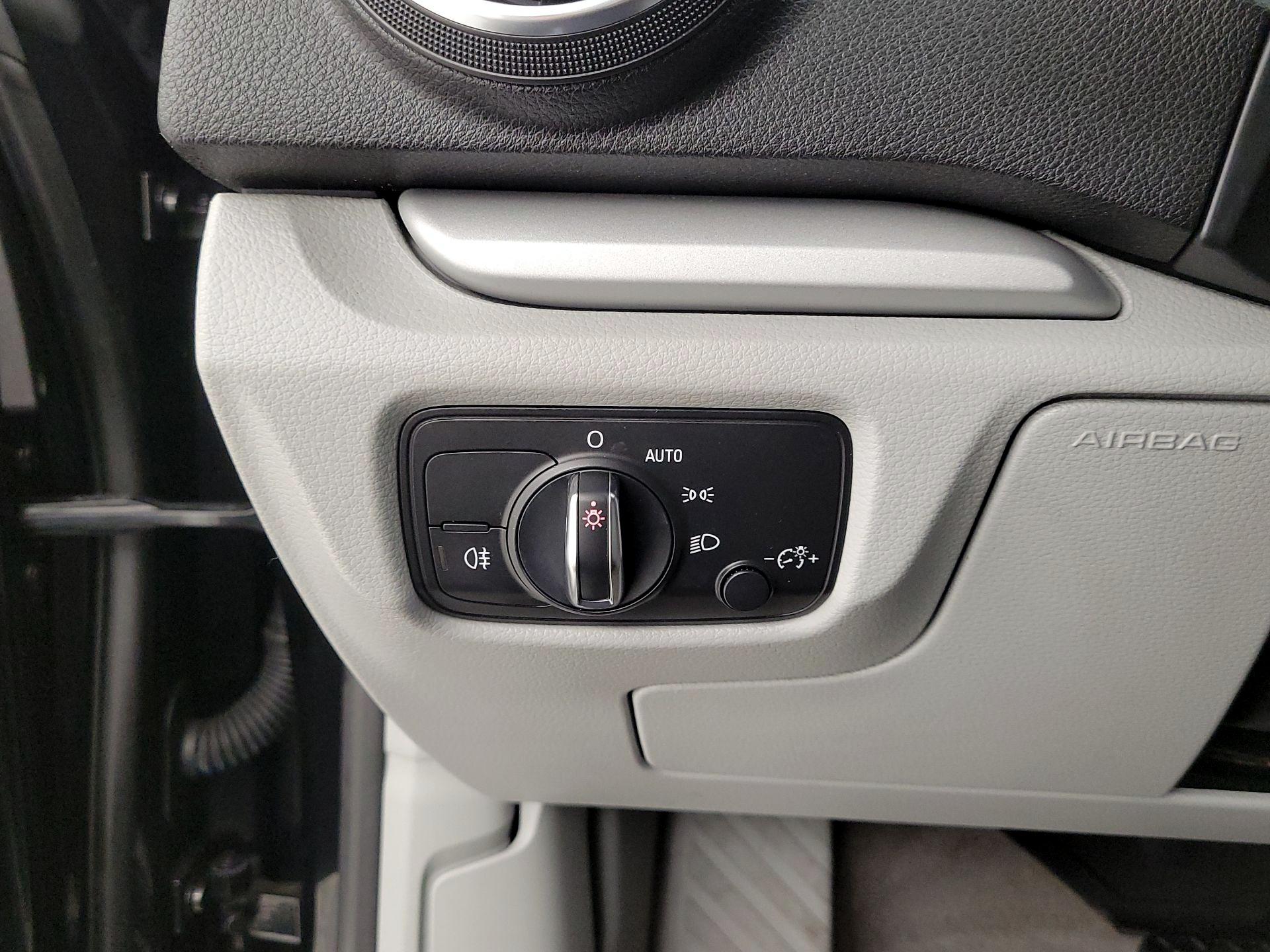 Thumbnail: 2015 Audi A3 - 13