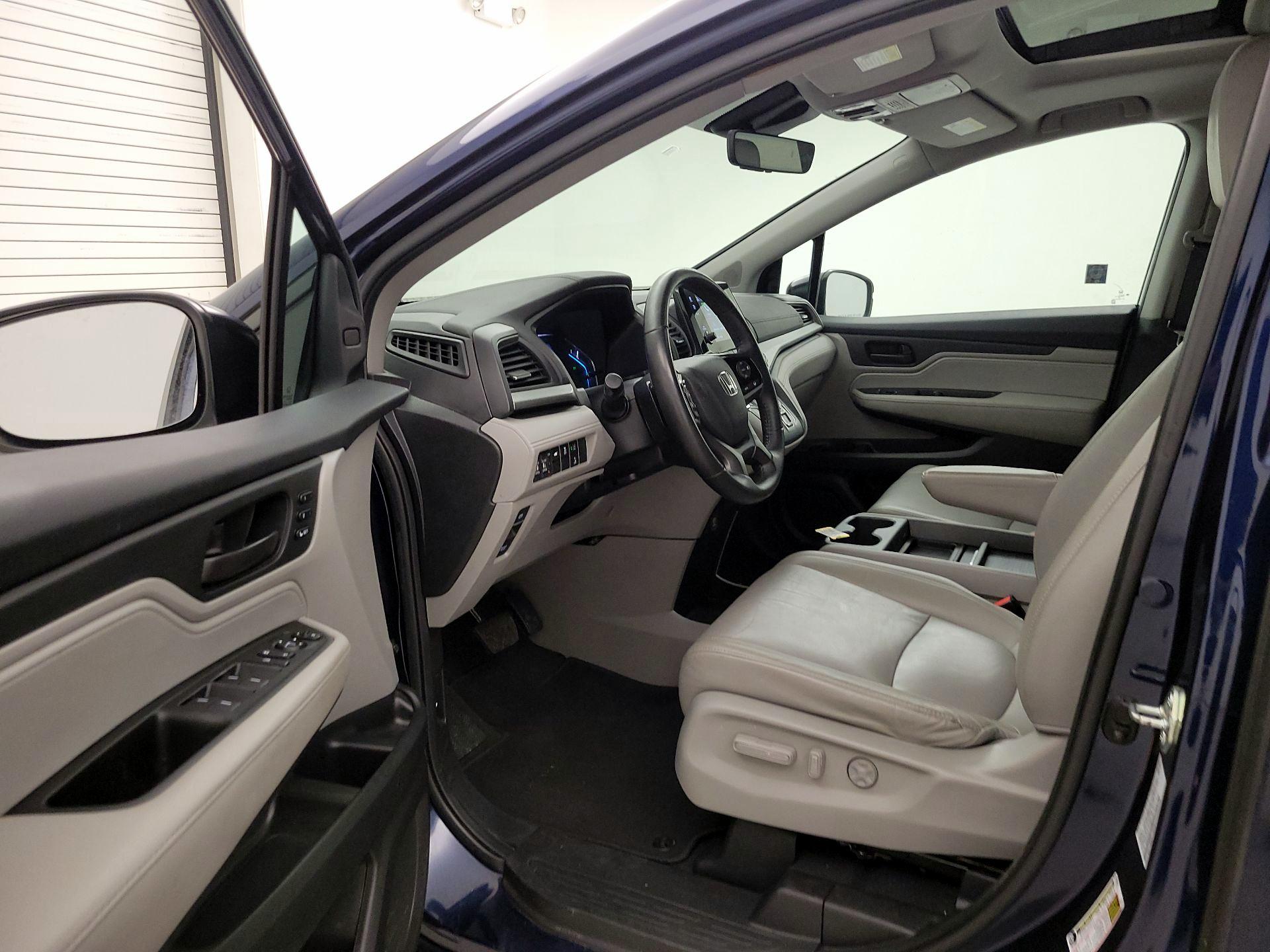 Thumbnail: 2020 Honda Odyssey - 11