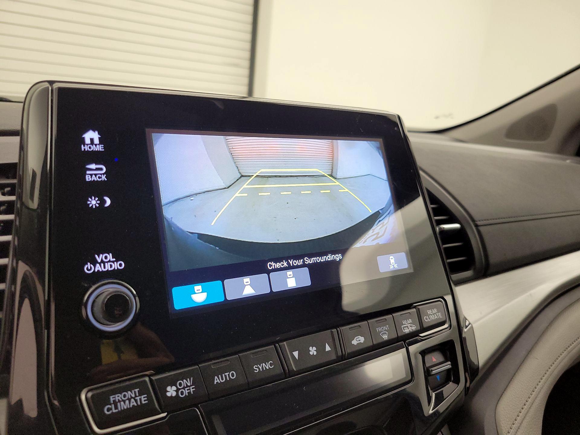 Thumbnail: 2020 Honda Odyssey - 14