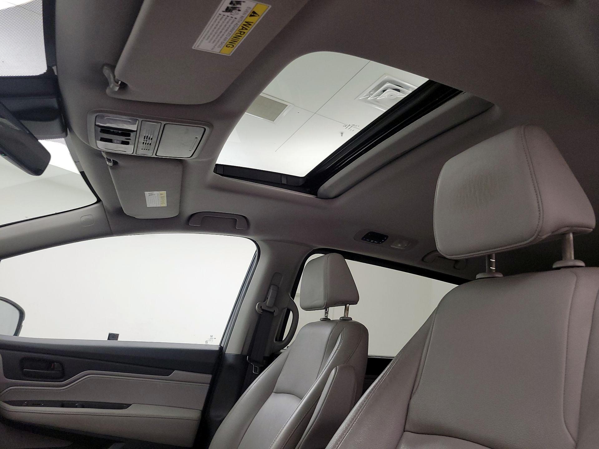 Thumbnail: 2020 Honda Odyssey - 19