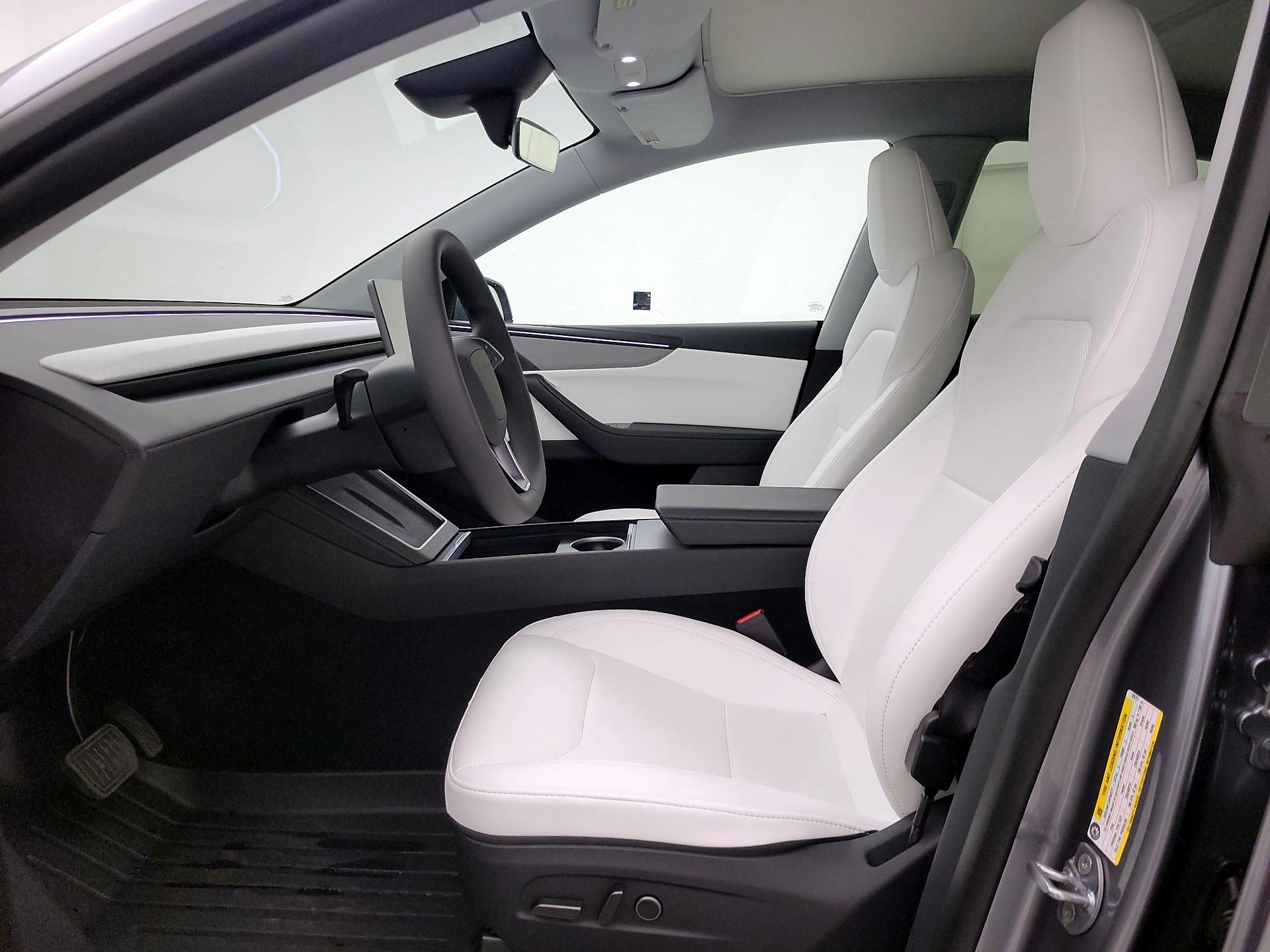 Thumbnail: 2026 Tesla Model Y - 11